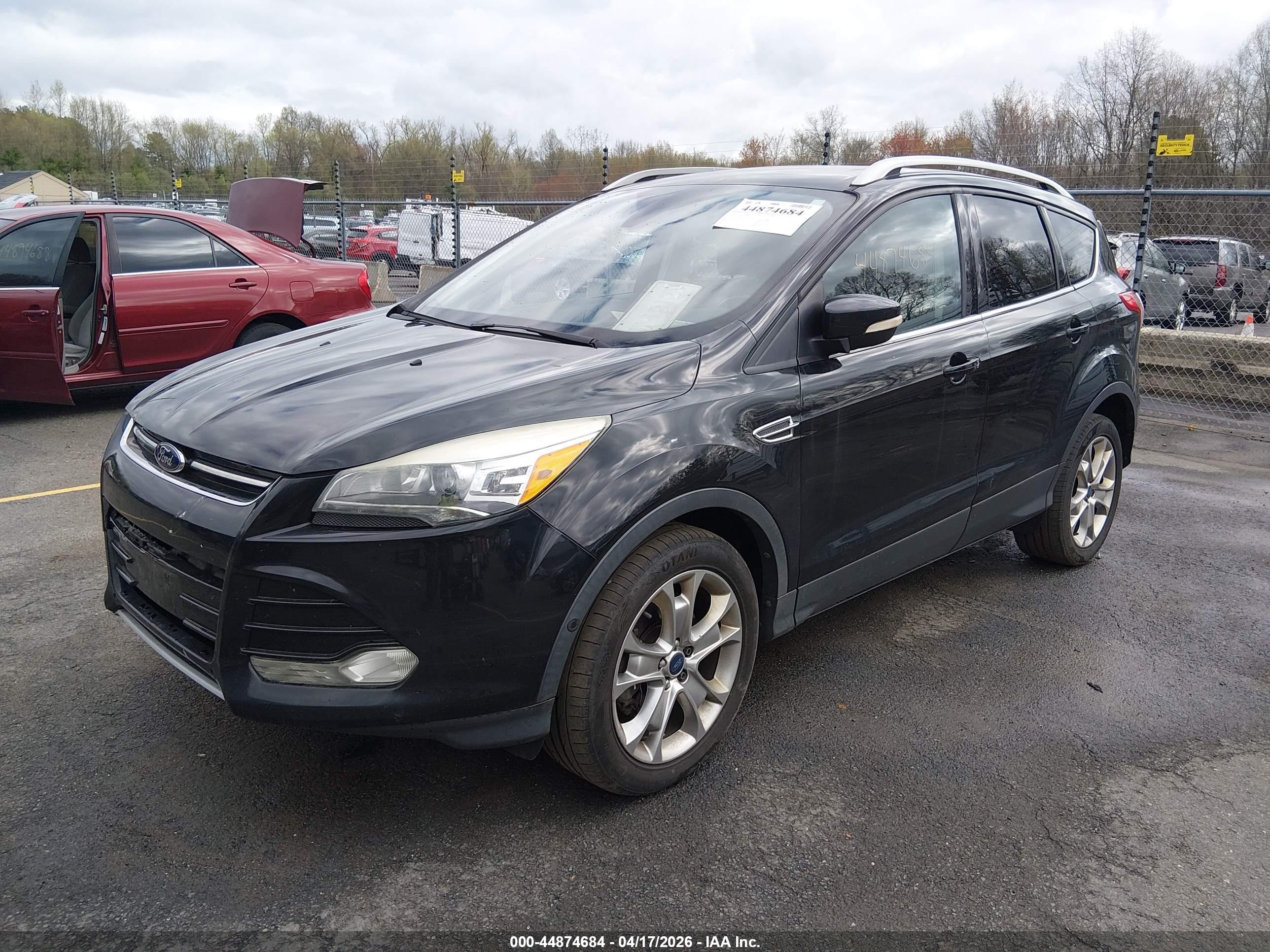 FORD ESCAPE image 2