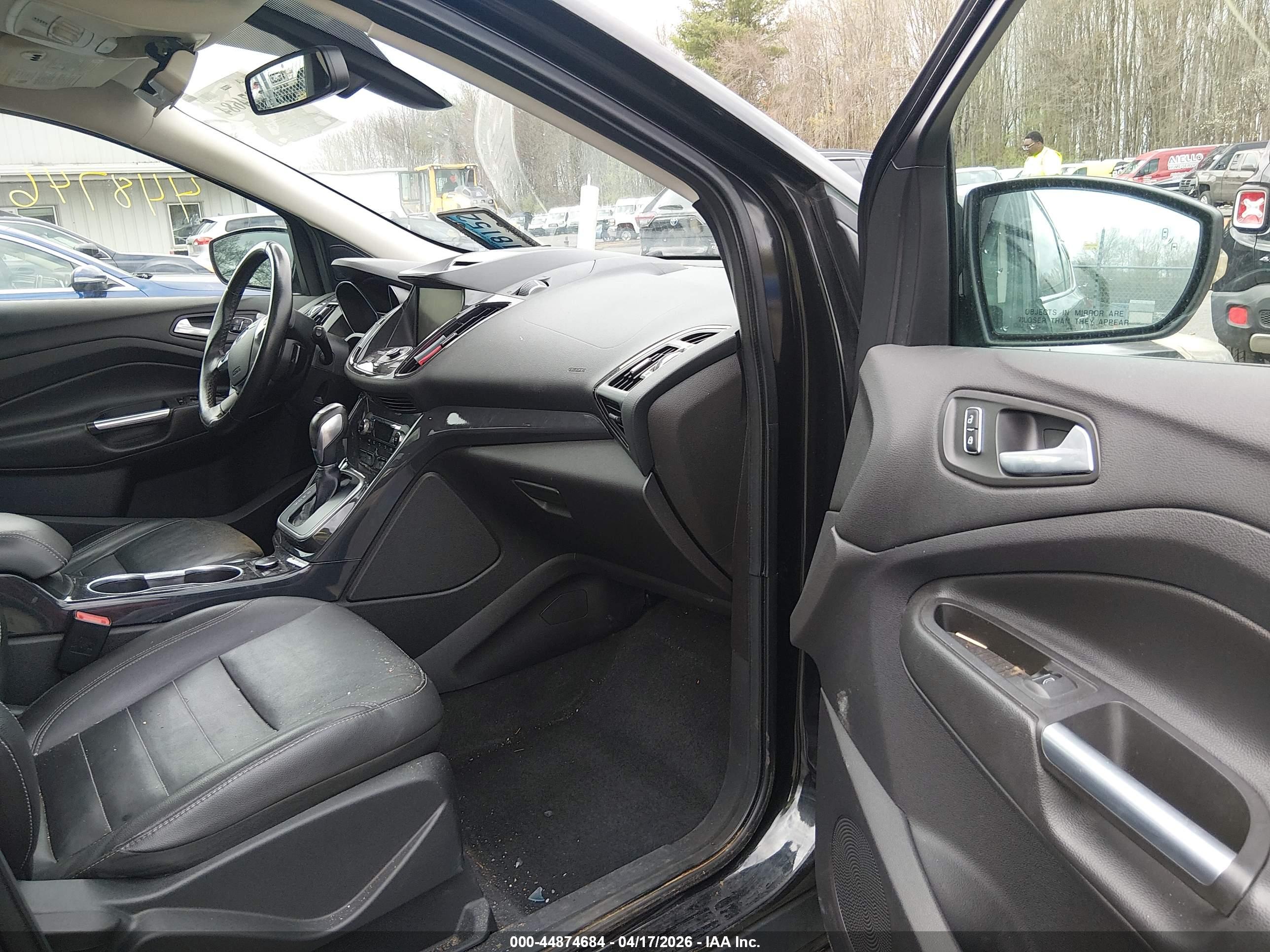 FORD ESCAPE image 5
