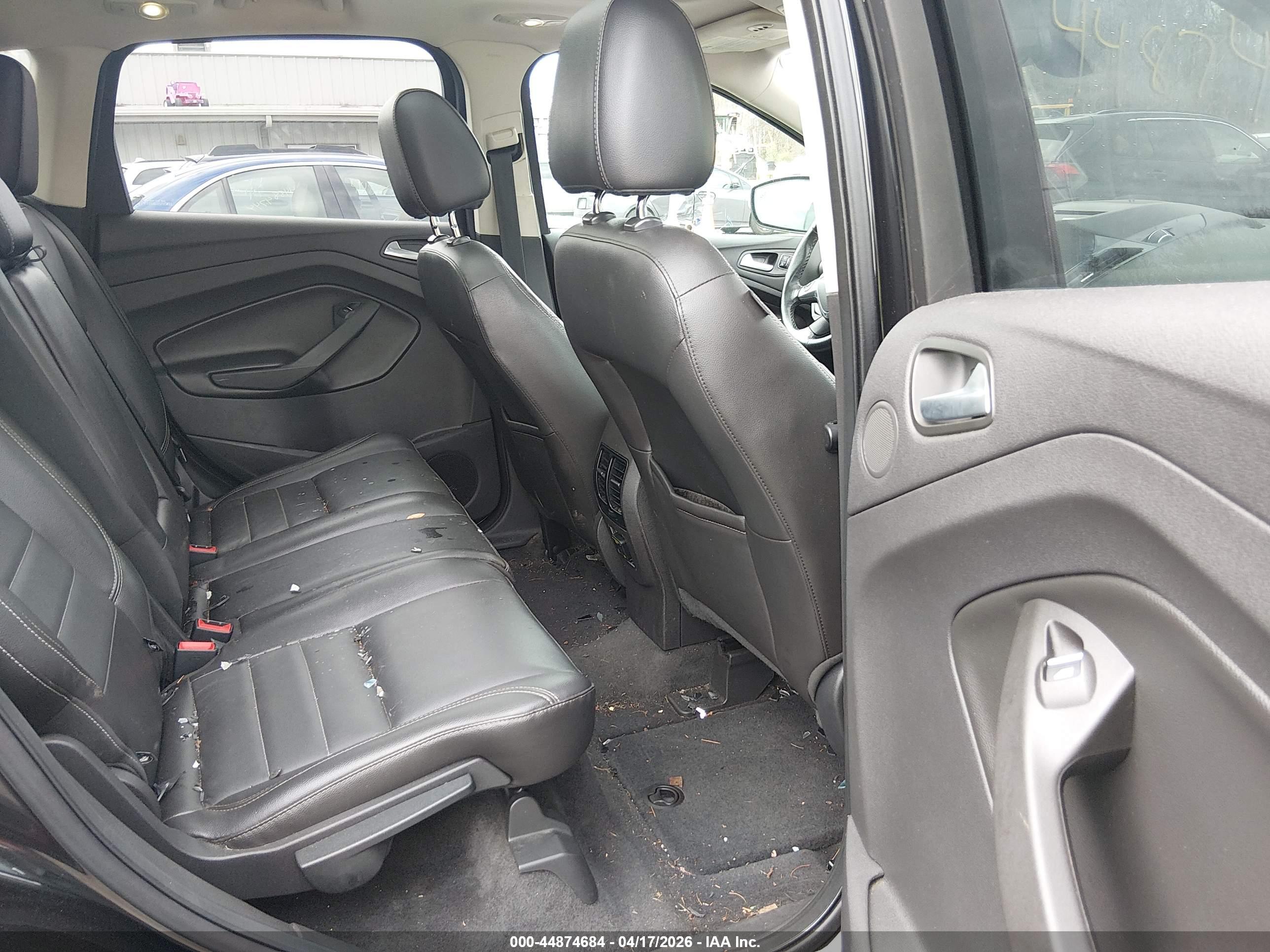 FORD ESCAPE image 8