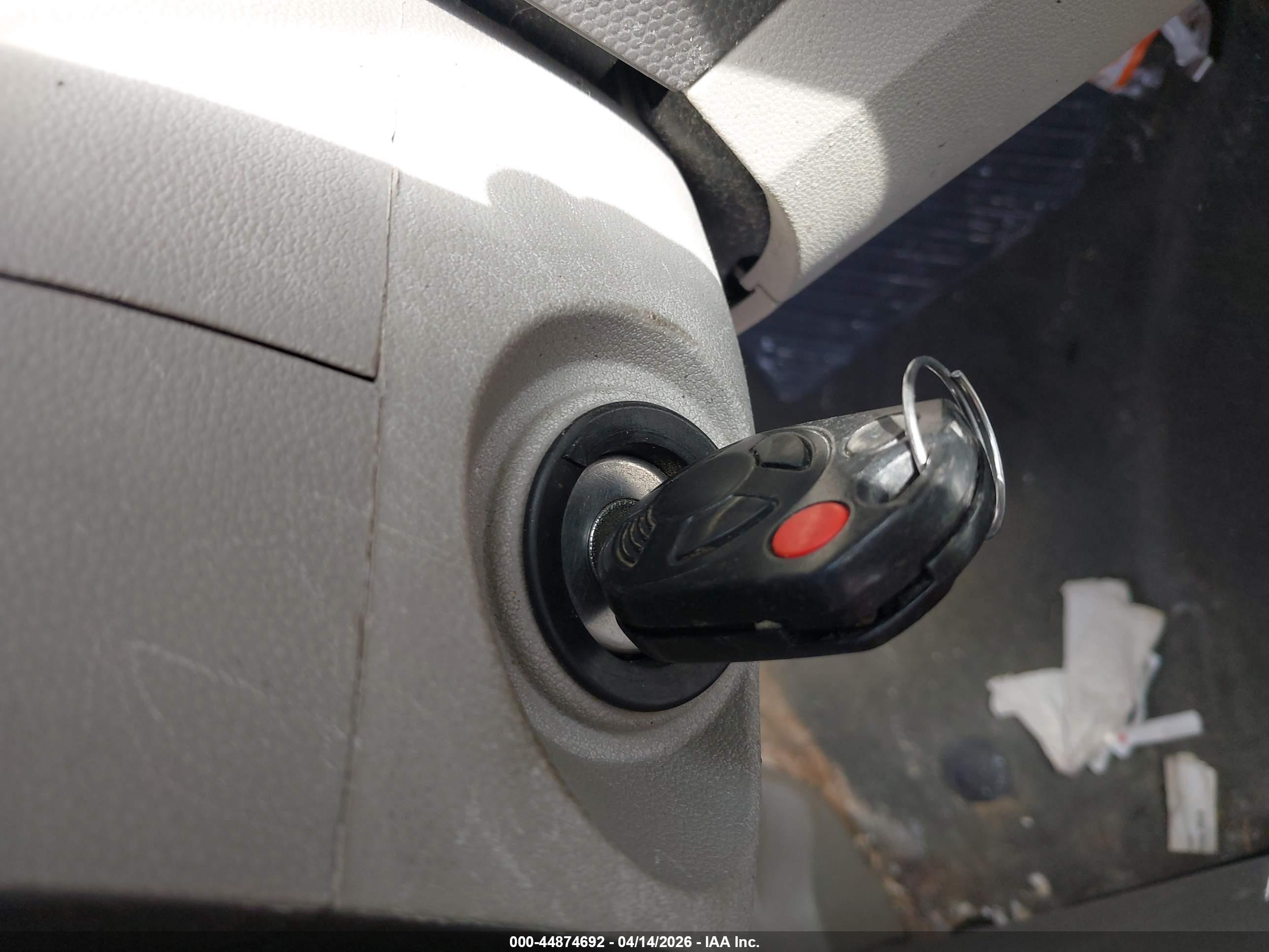 FORD ESCAPE image 11