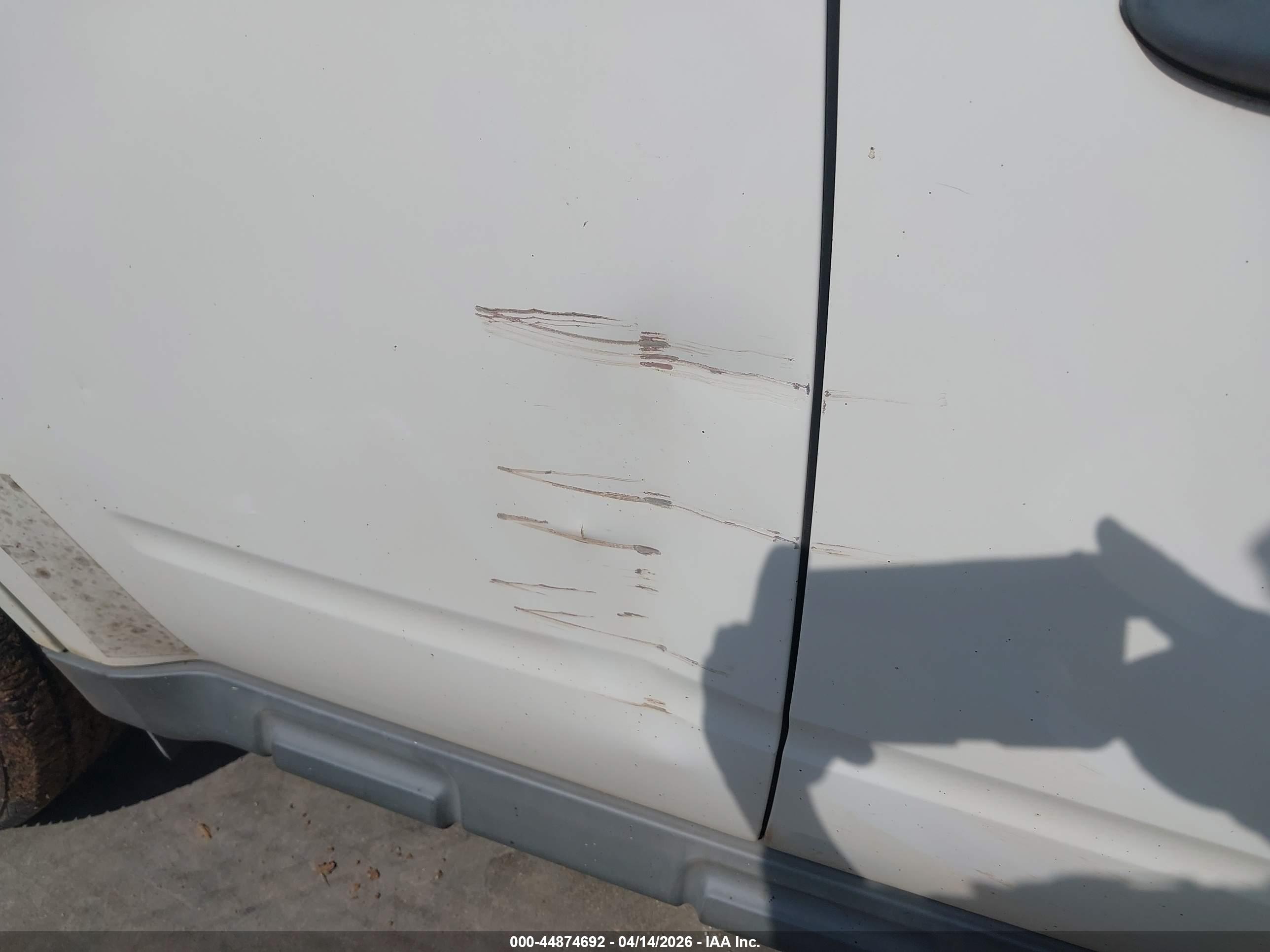 FORD ESCAPE image 6