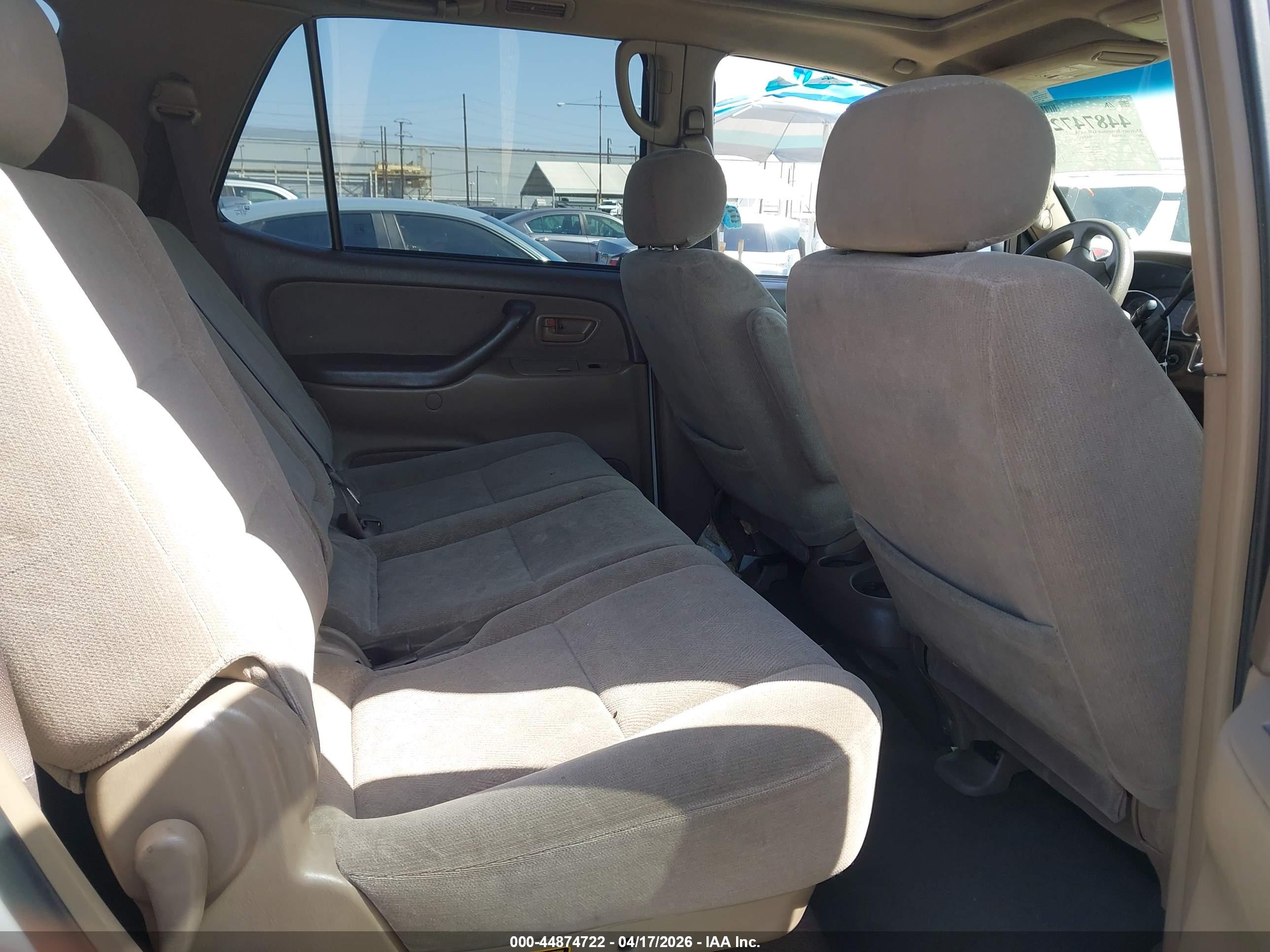 TOYOTA SEQUOIA image 8