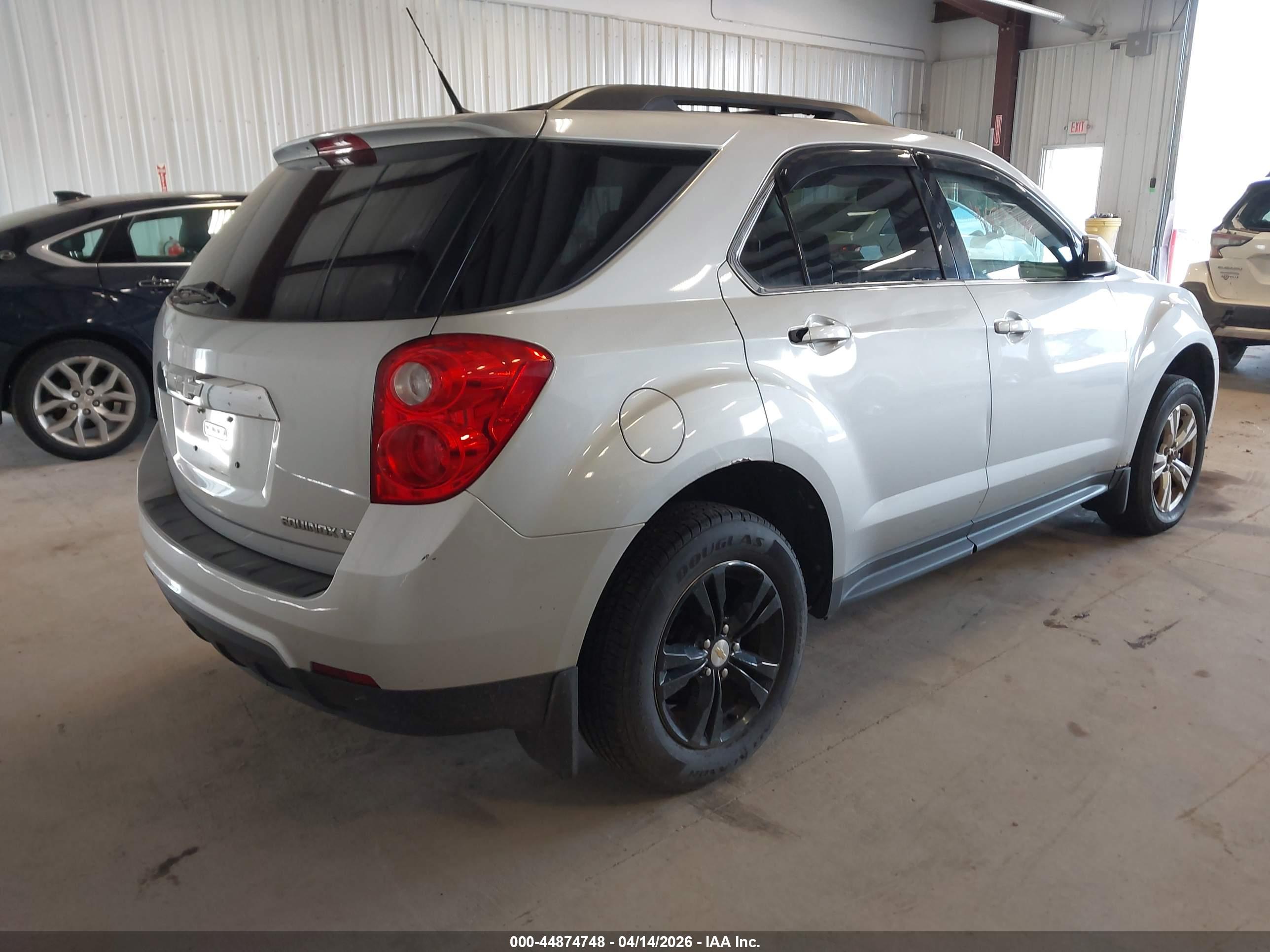 CHEVROLET EQUINOX image 4