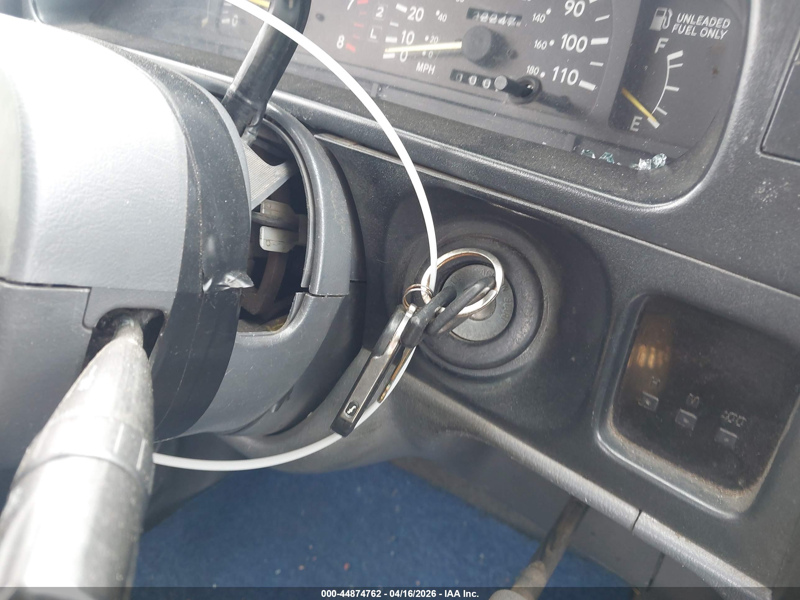 TOYOTA TACOMA image 11