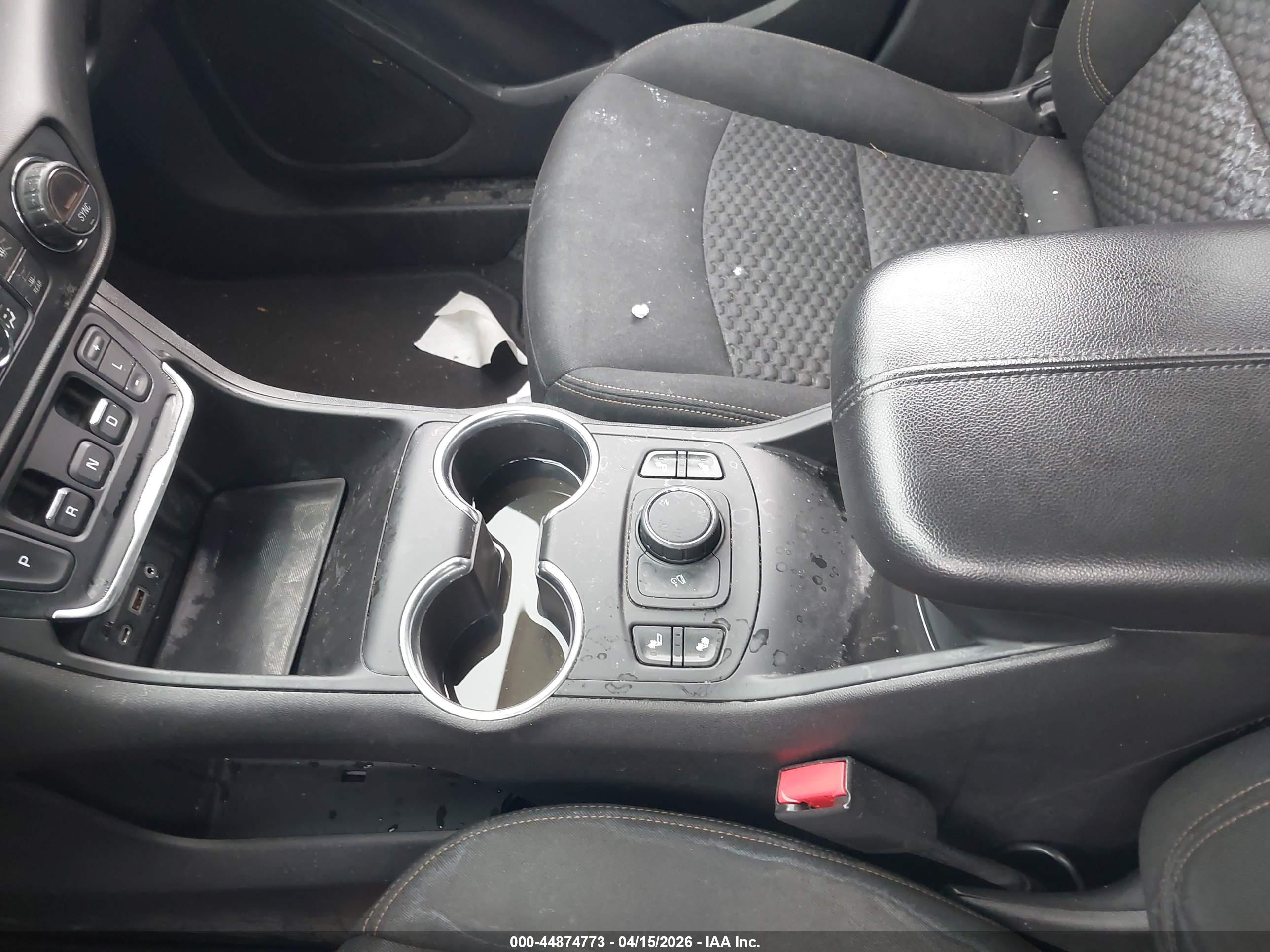 GMC TERRAIN image 6