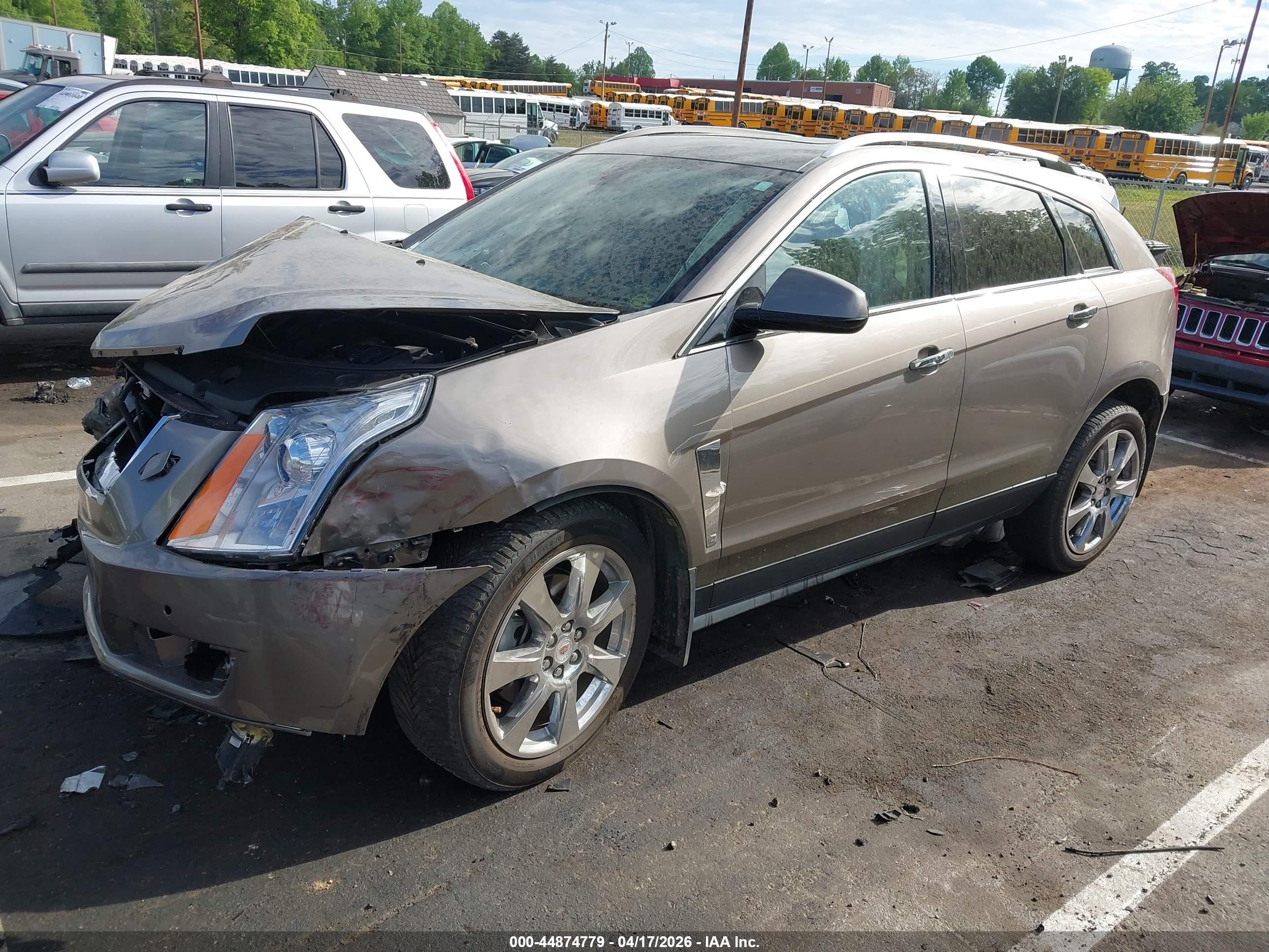 CADILLAC SRX image 2