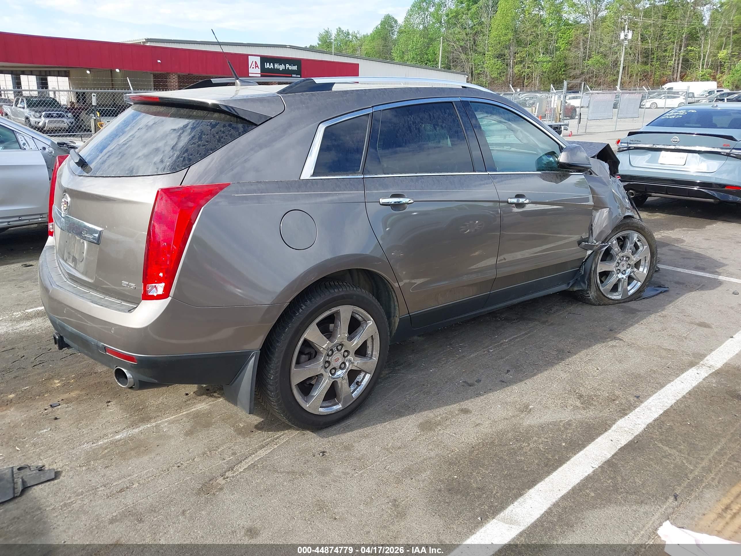 CADILLAC SRX image 4