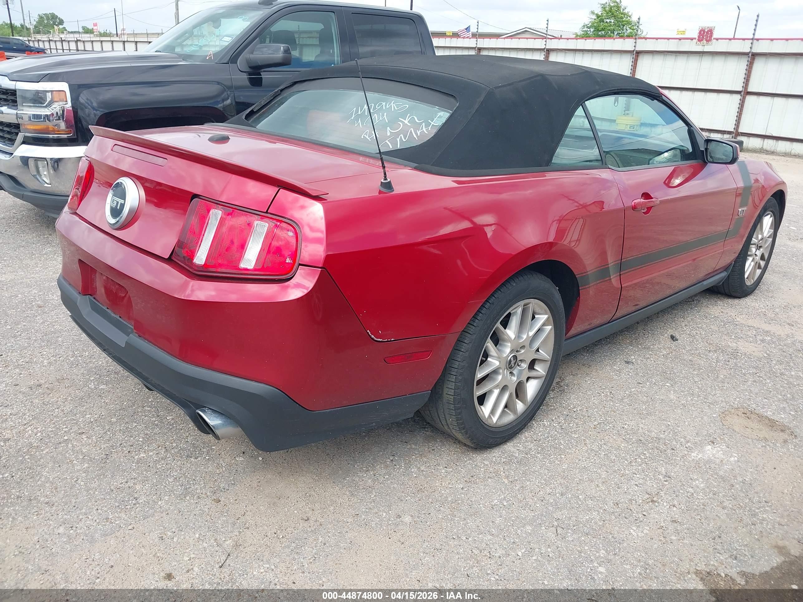 FORD MUSTANG image 4
