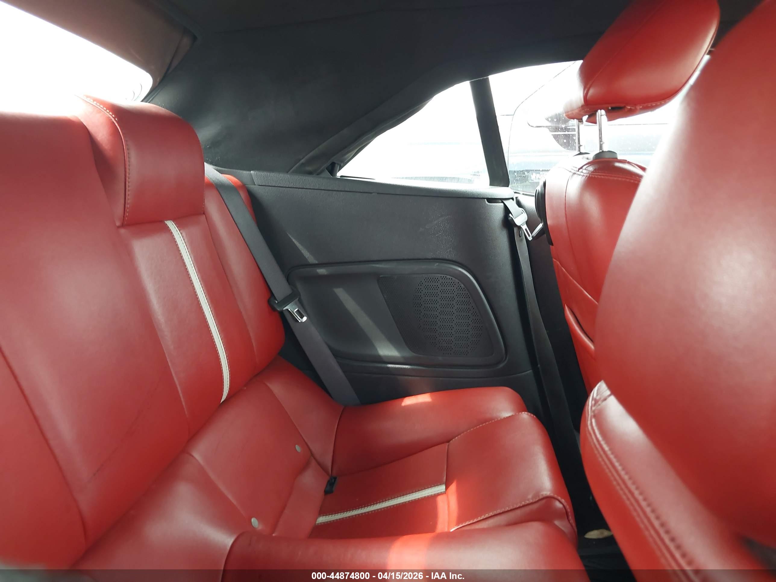 FORD MUSTANG image 8
