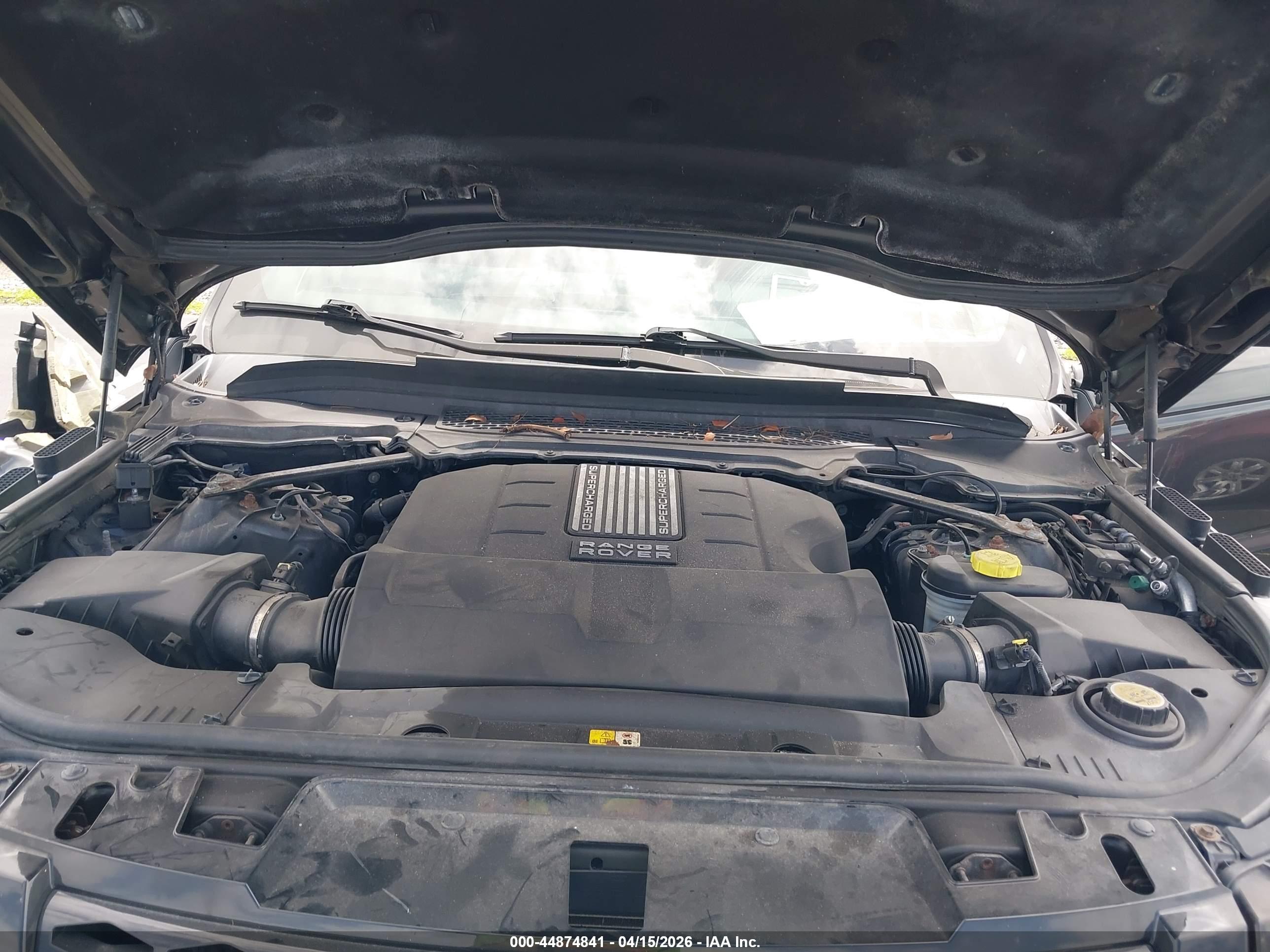 LAND ROVER image 10