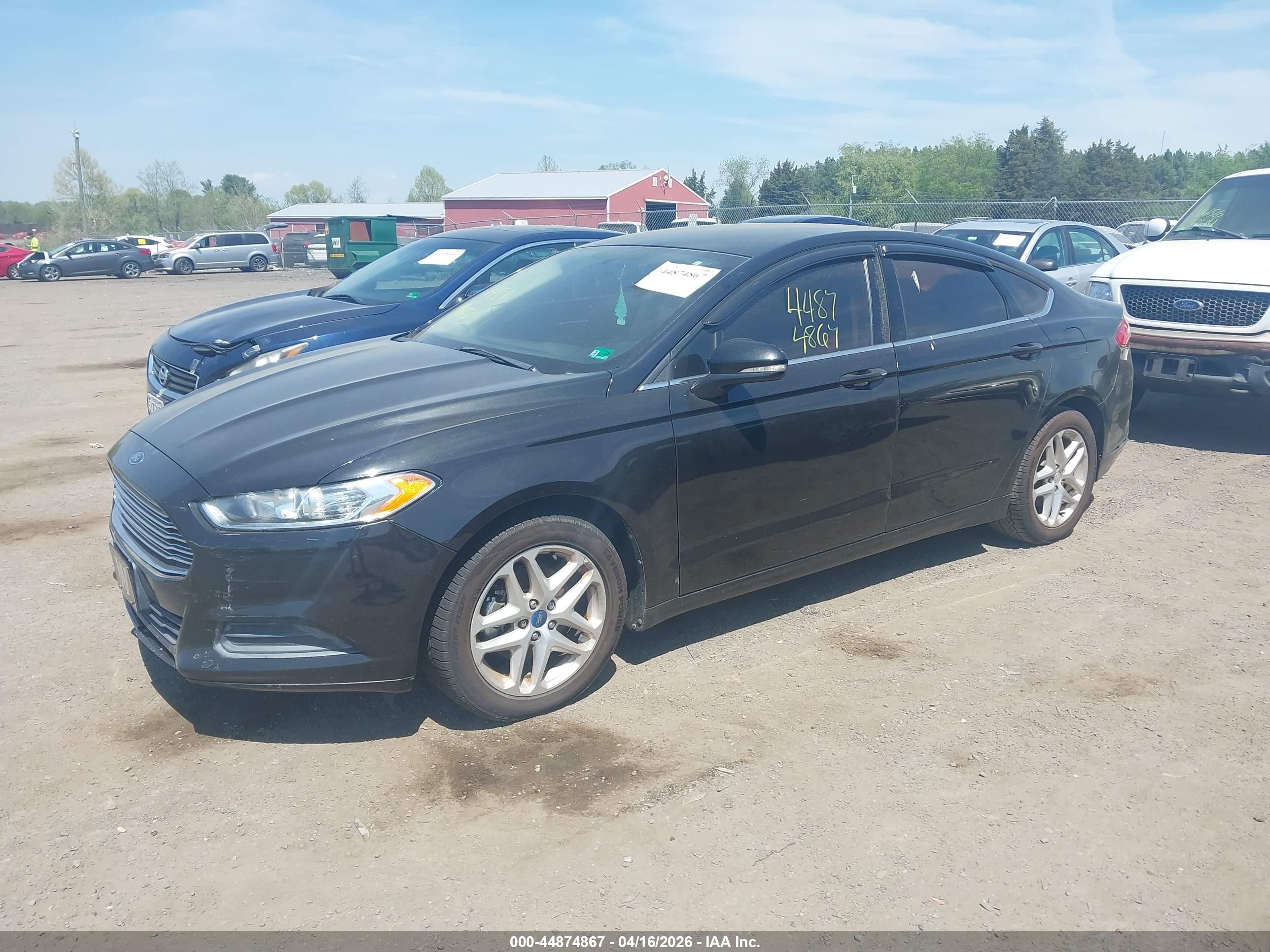FORD FUSION image 2