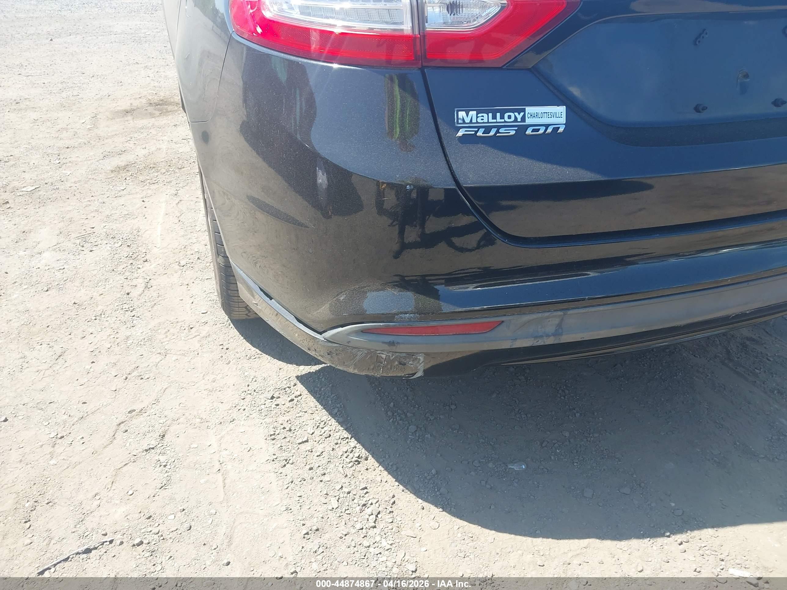 FORD FUSION image 6