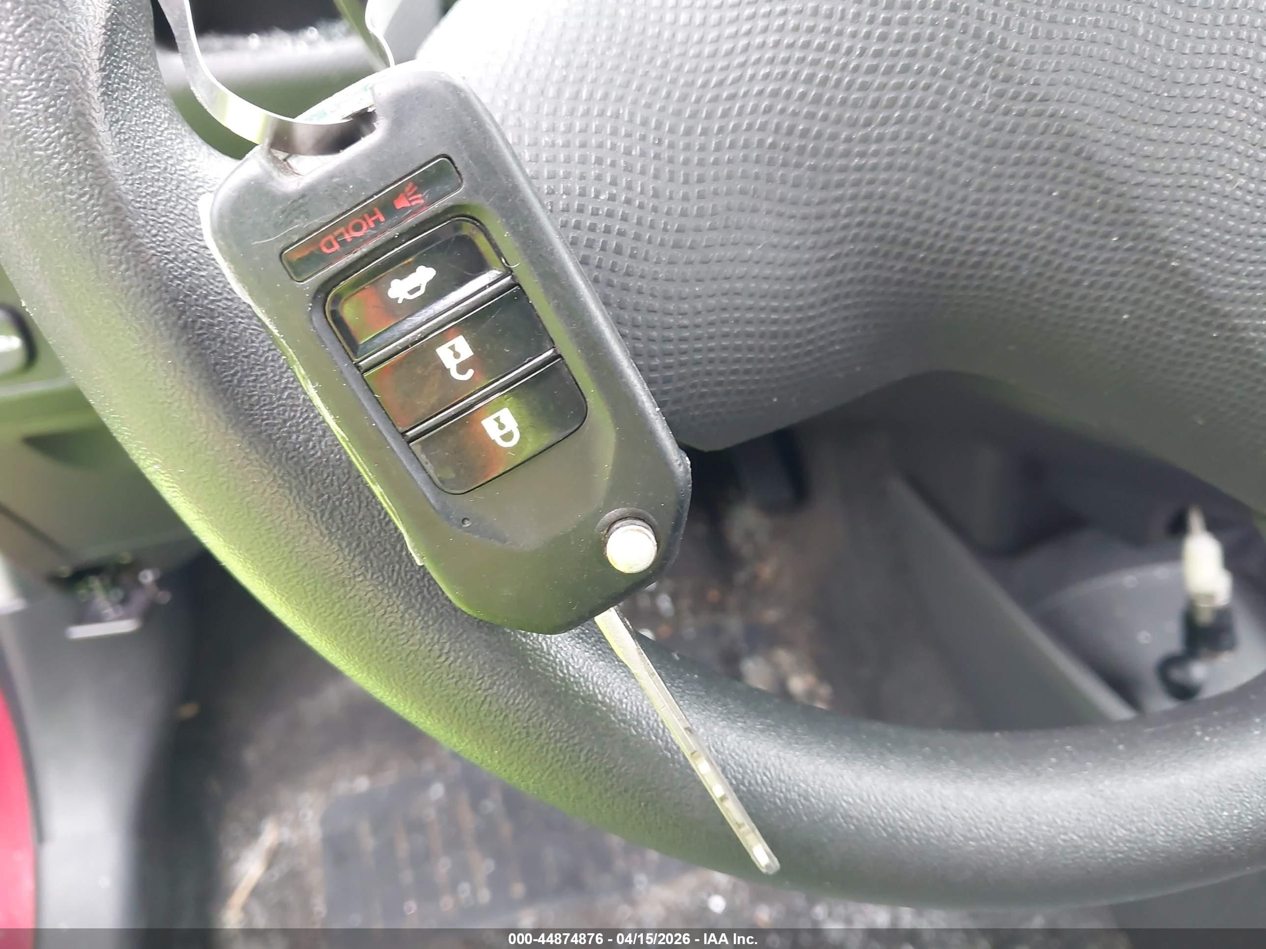 TOYOTA YARIS image 11