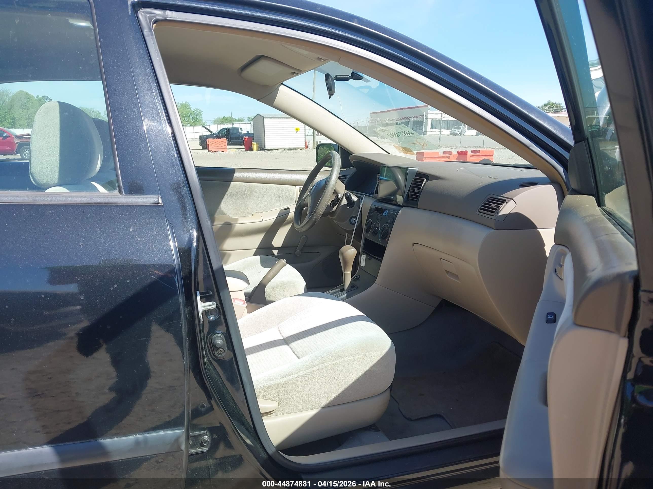 TOYOTA COROLLA image 5
