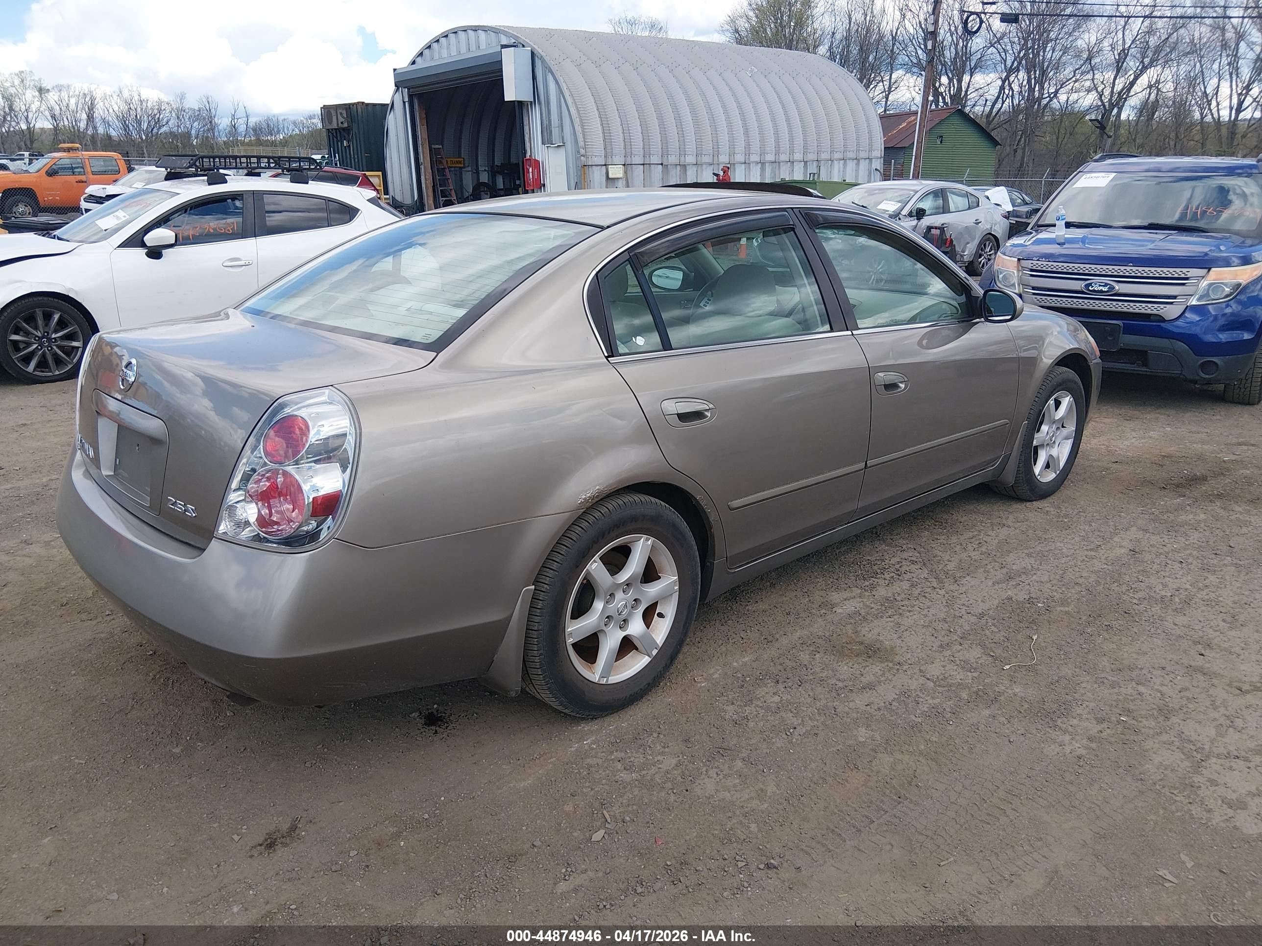 NISSAN ALTIMA image 4