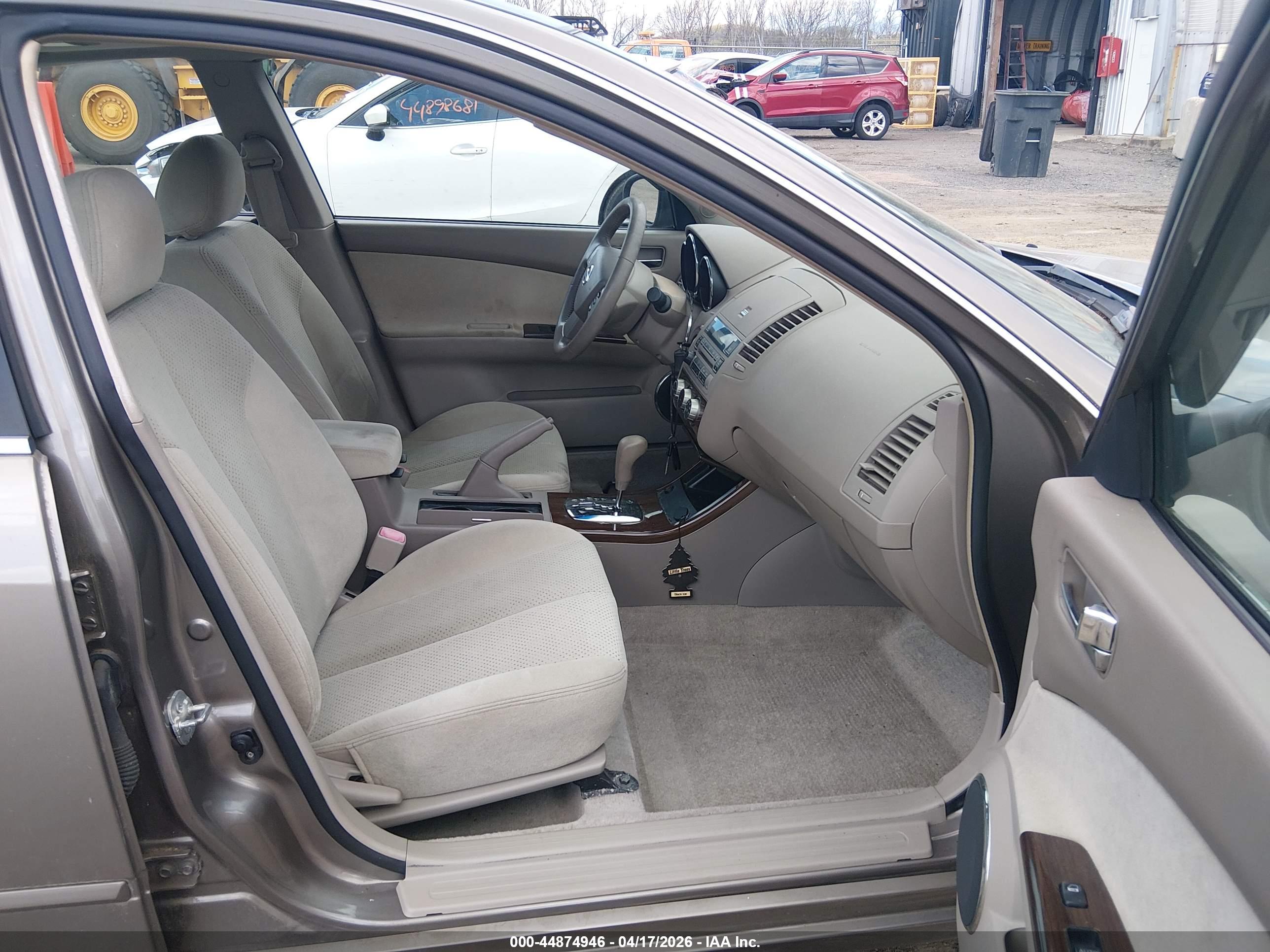 NISSAN ALTIMA image 5