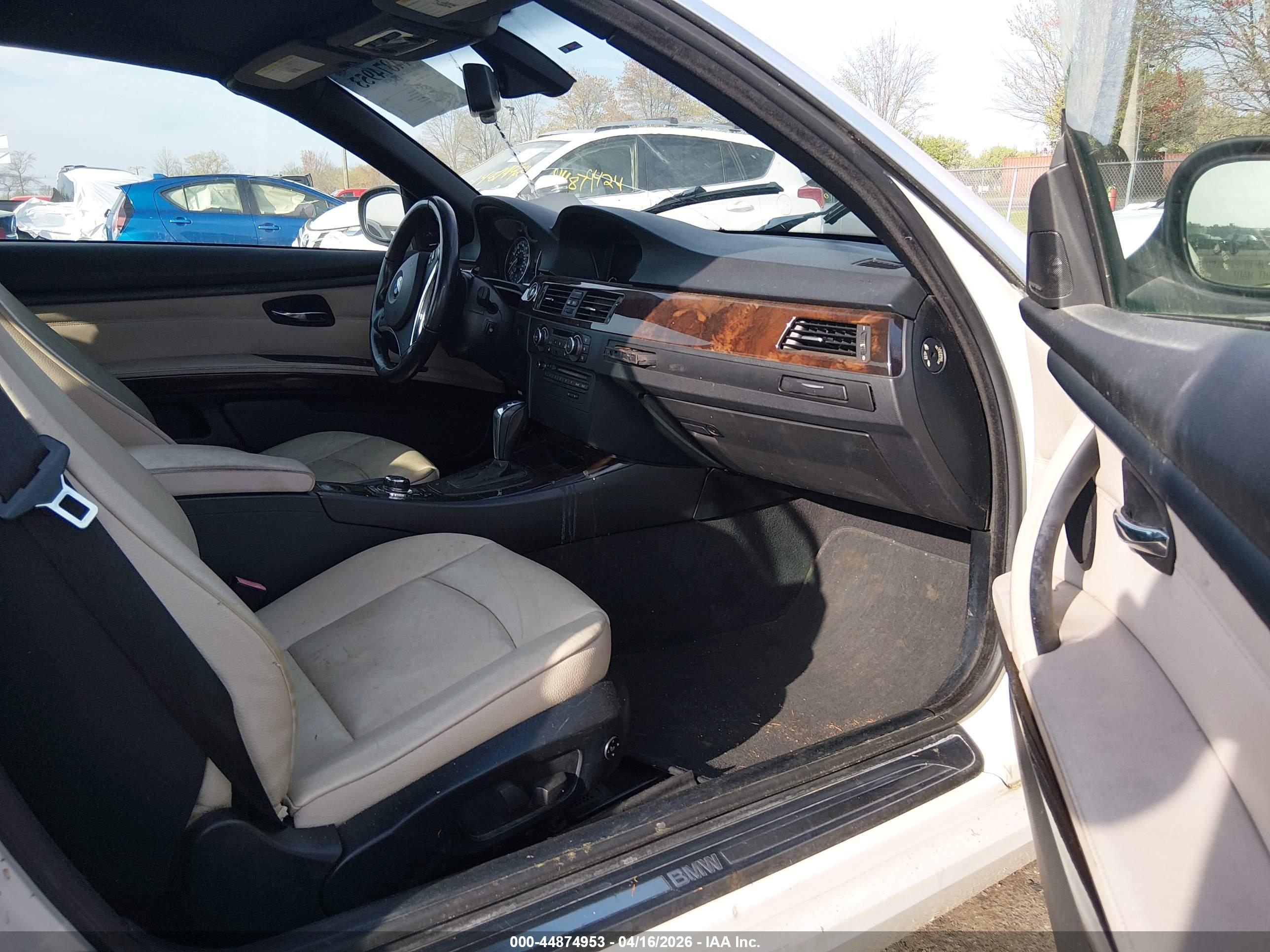 BMW 335I image 5