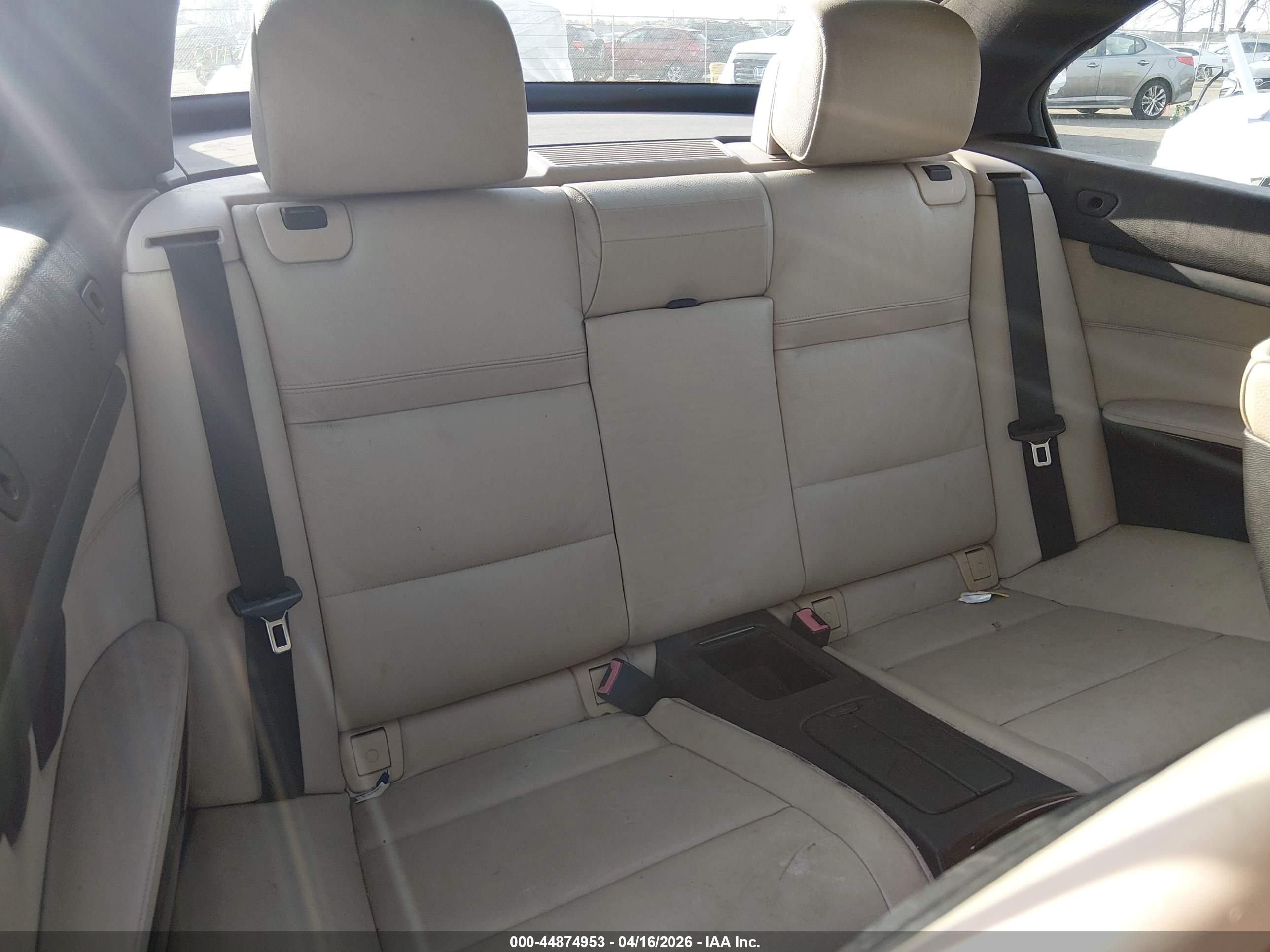 BMW 335I image 8