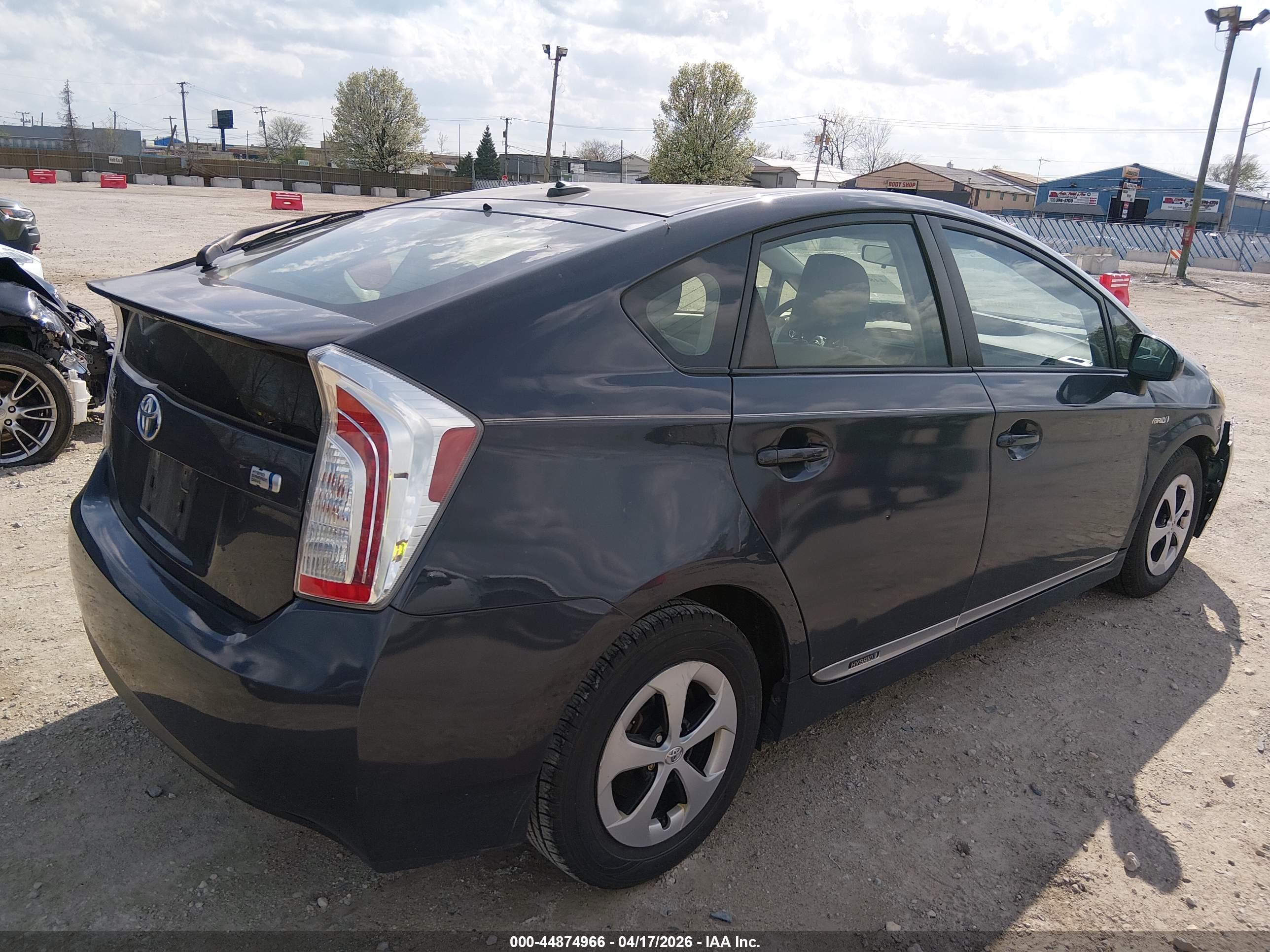 TOYOTA PRIUS image 4