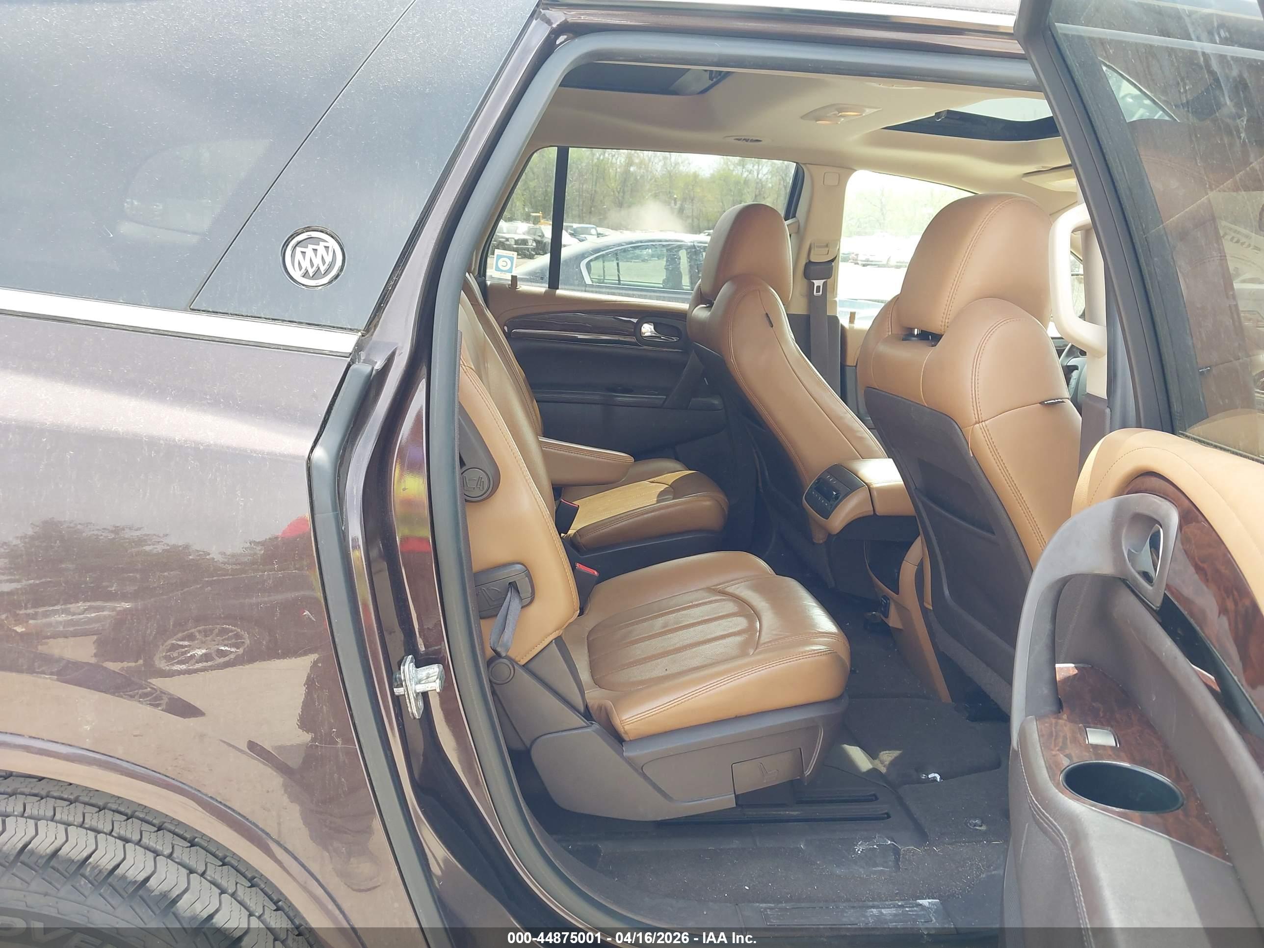 BUICK ENCLAVE image 8