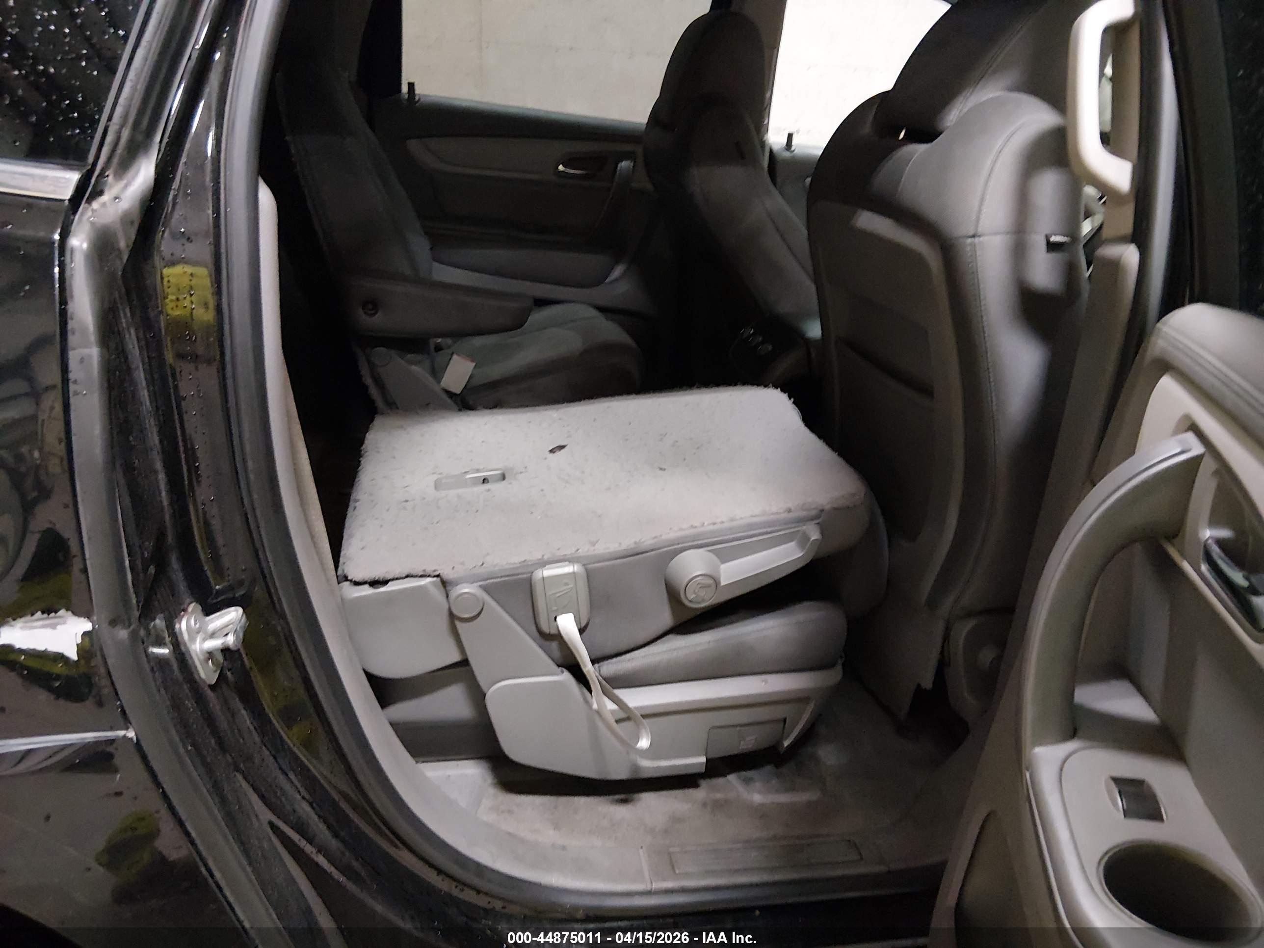 CHEVROLET TRAVERSE image 8