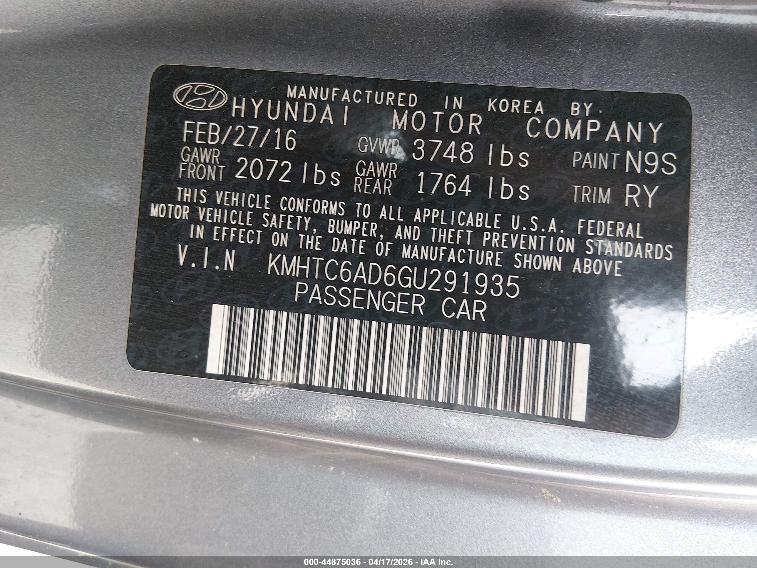 HYUNDAI VELOSTER image 9