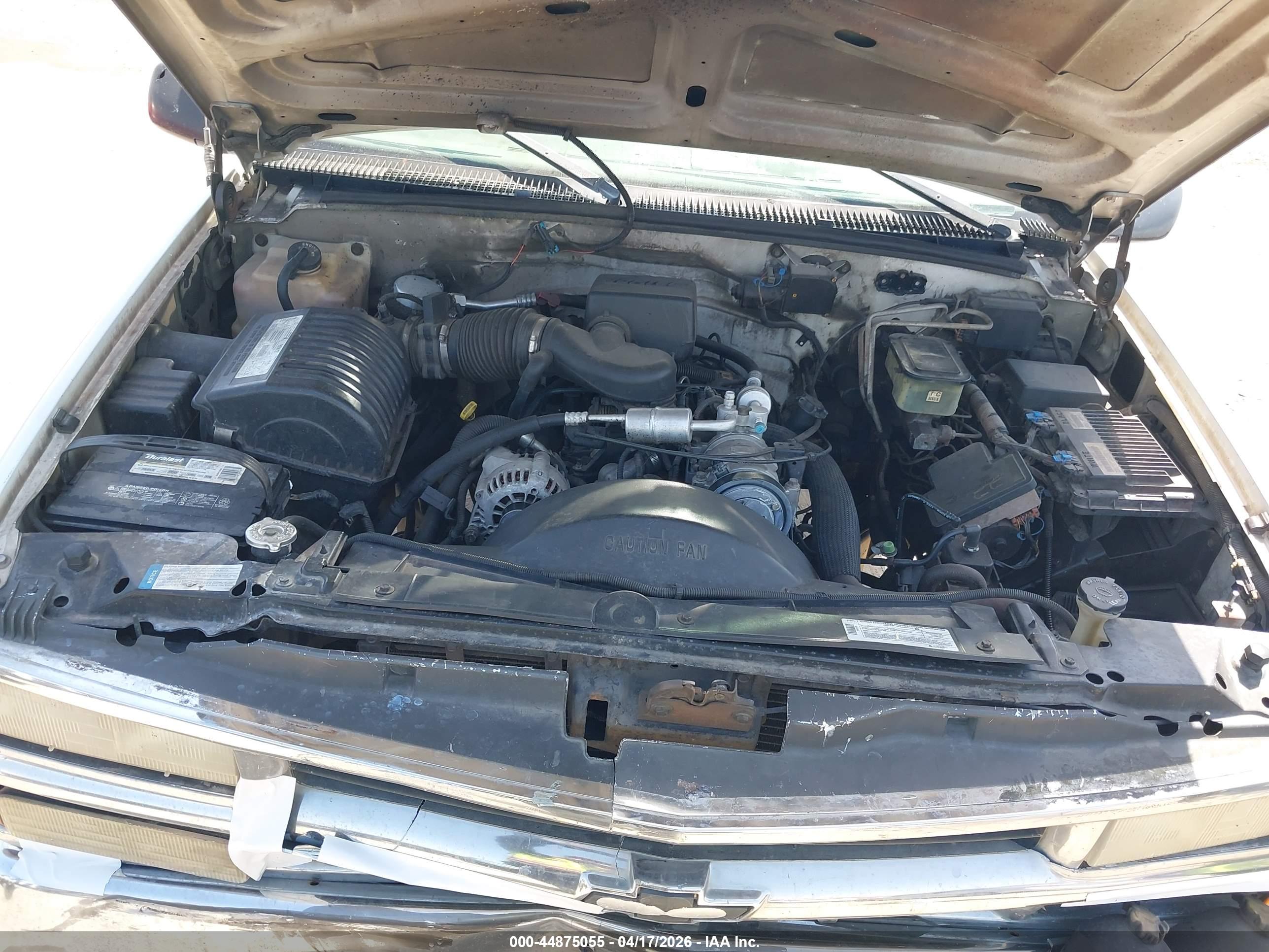 CHEVROLET C3500 image 10