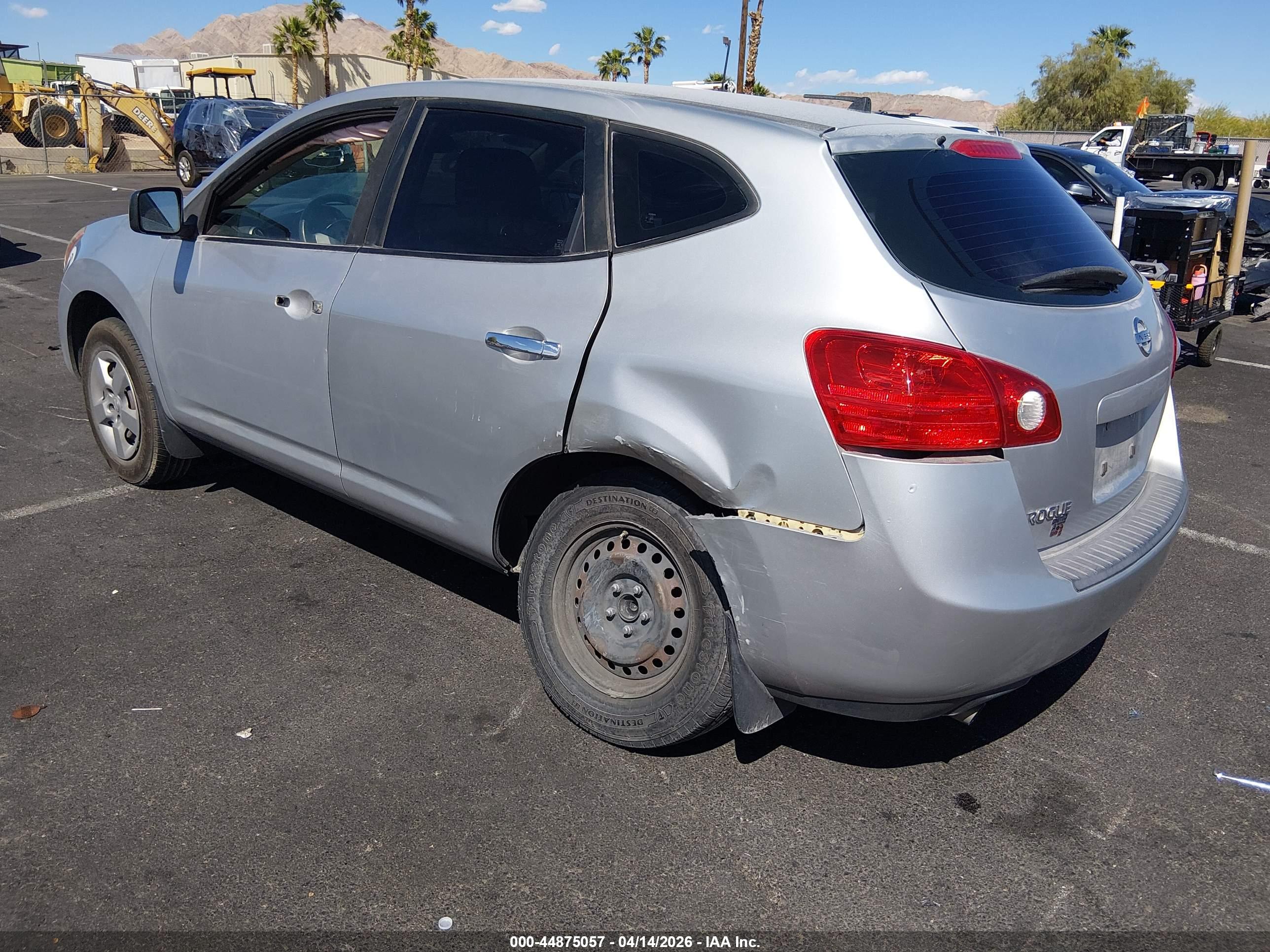 NISSAN ROGUE image 3