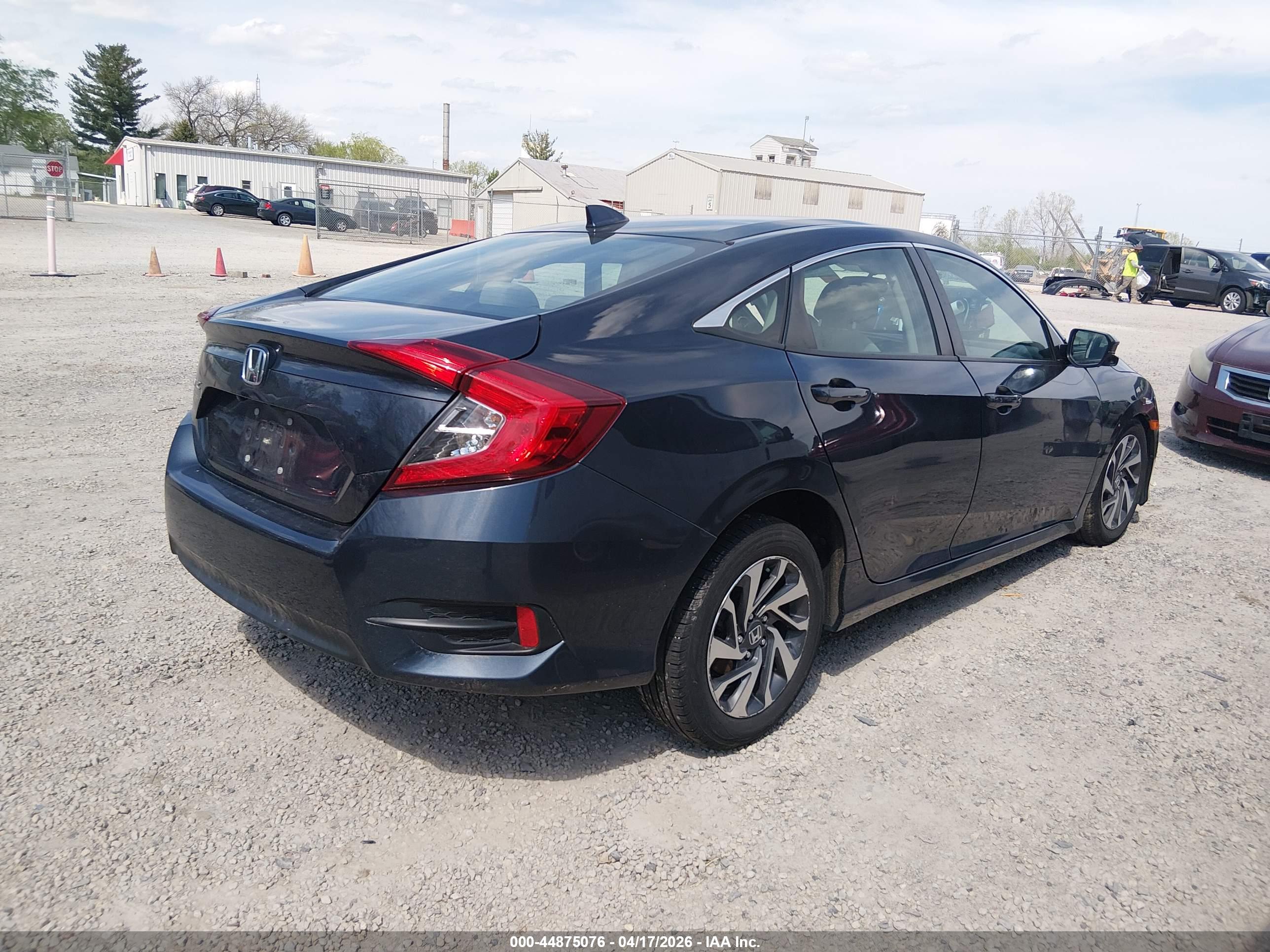 HONDA CIVIC image 4