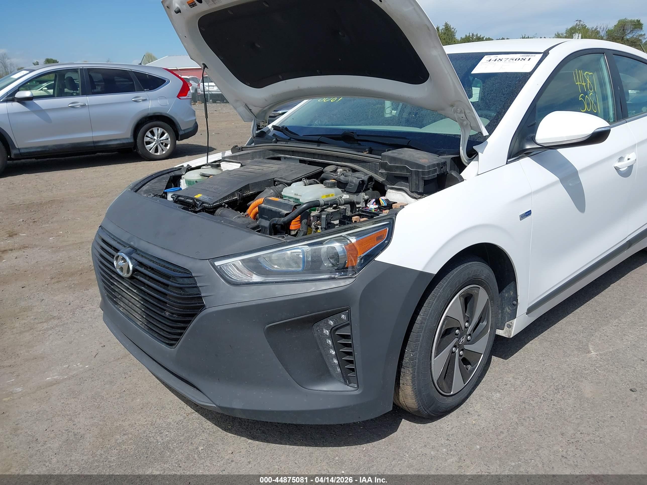 HYUNDAI IONIQ image 6