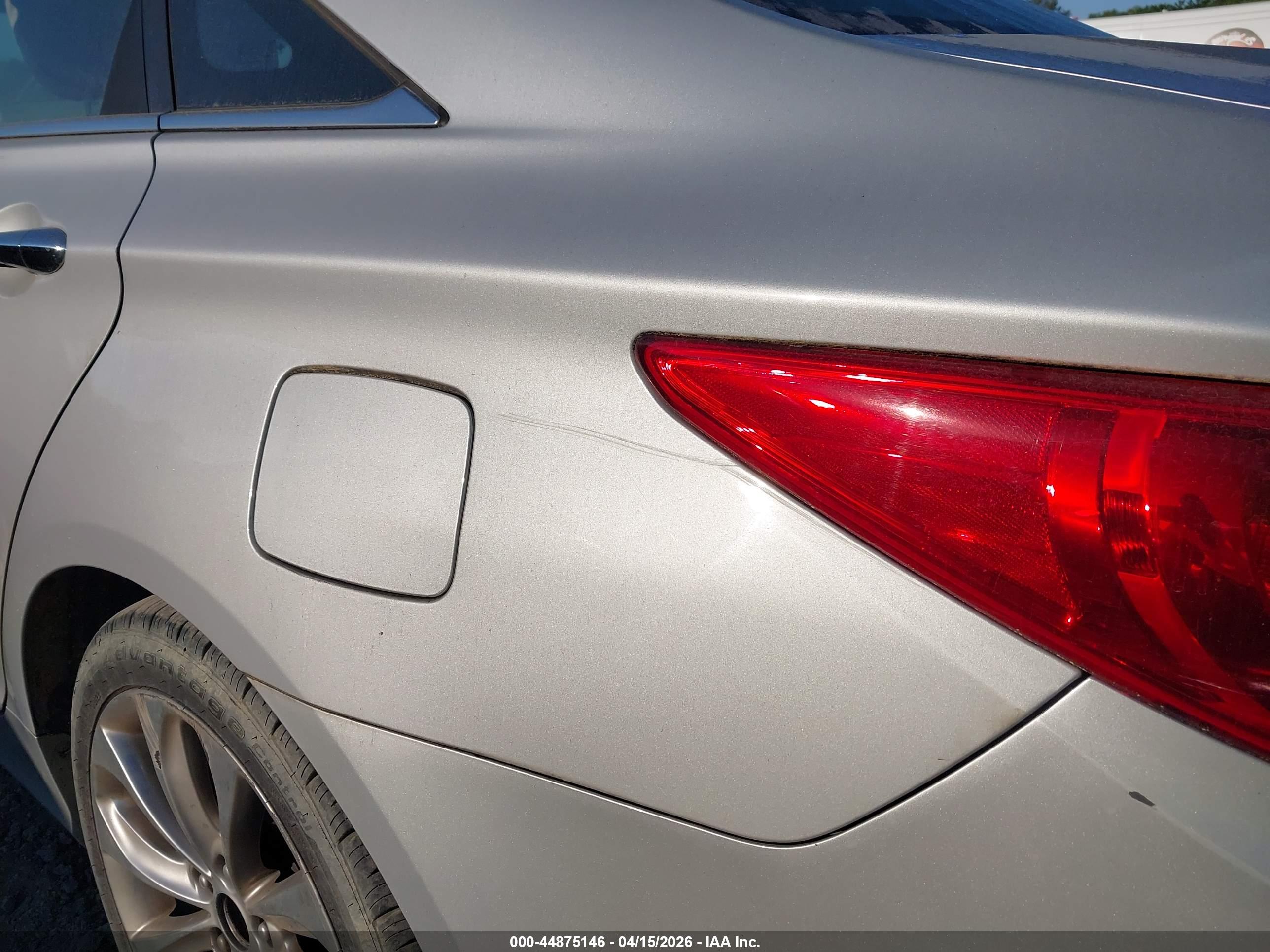 HYUNDAI SONATA image 6