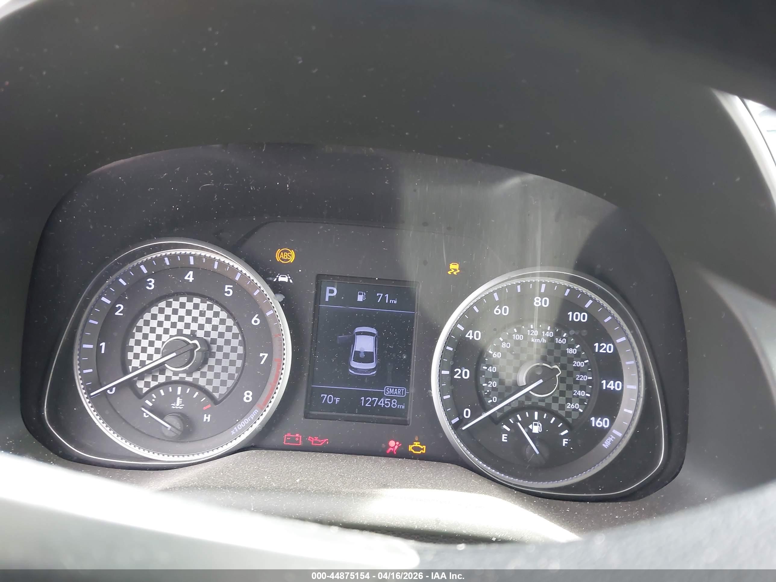HYUNDAI ELANTRA image 7
