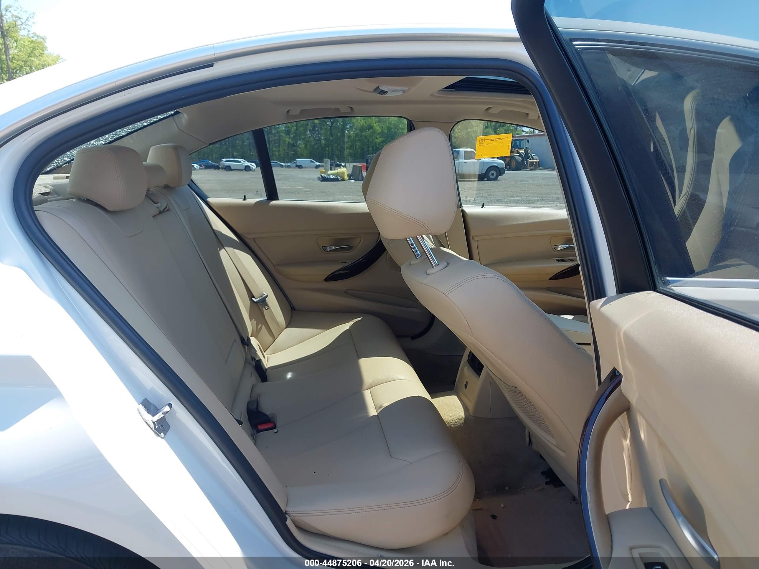 BMW 328I image 8