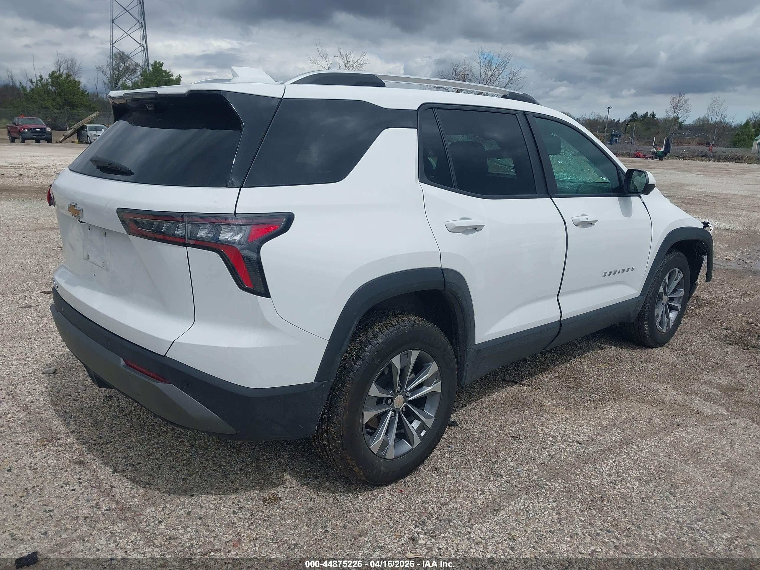 CHEVROLET EQUINOX image 4