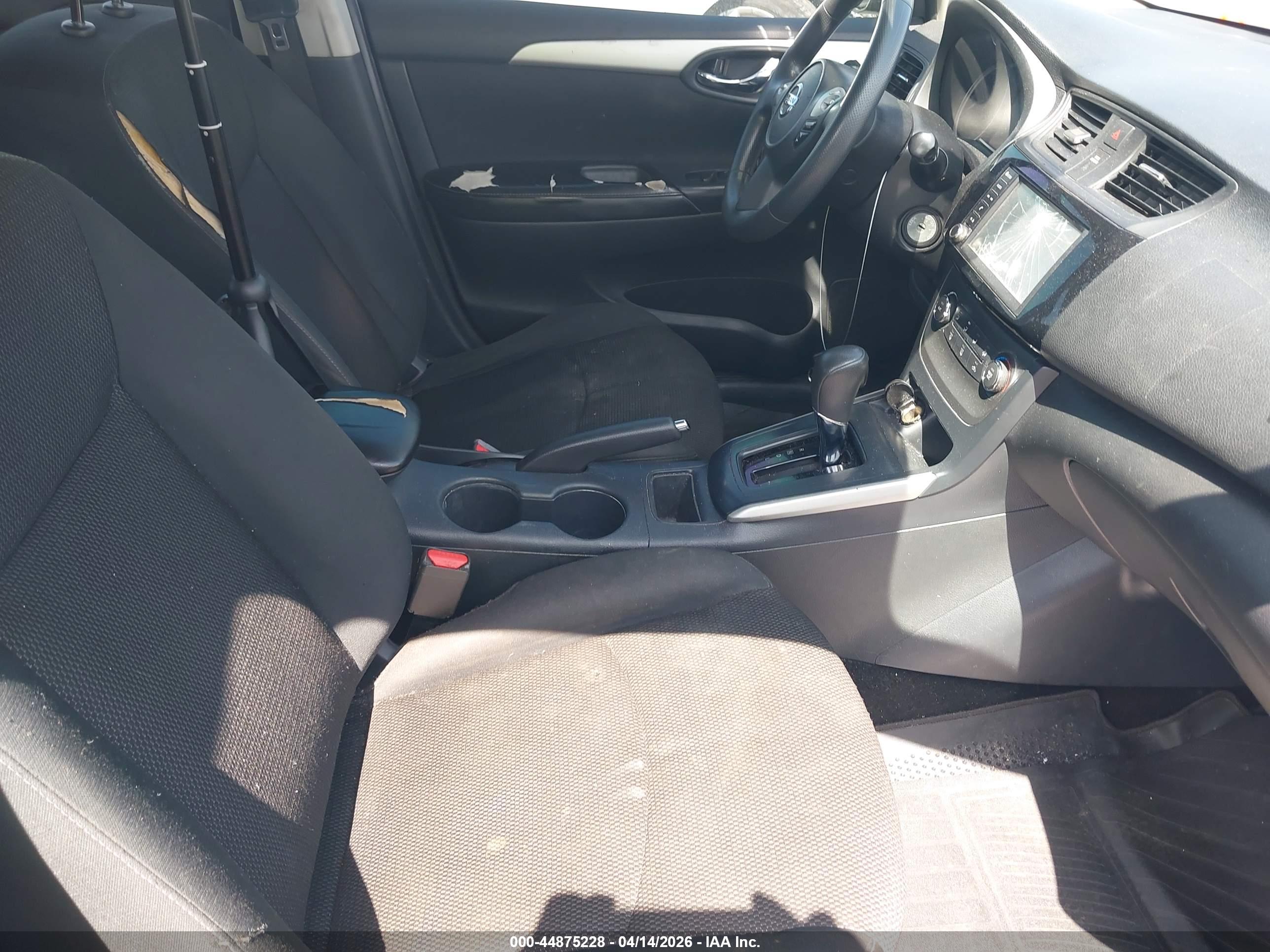 NISSAN SENTRA image 5