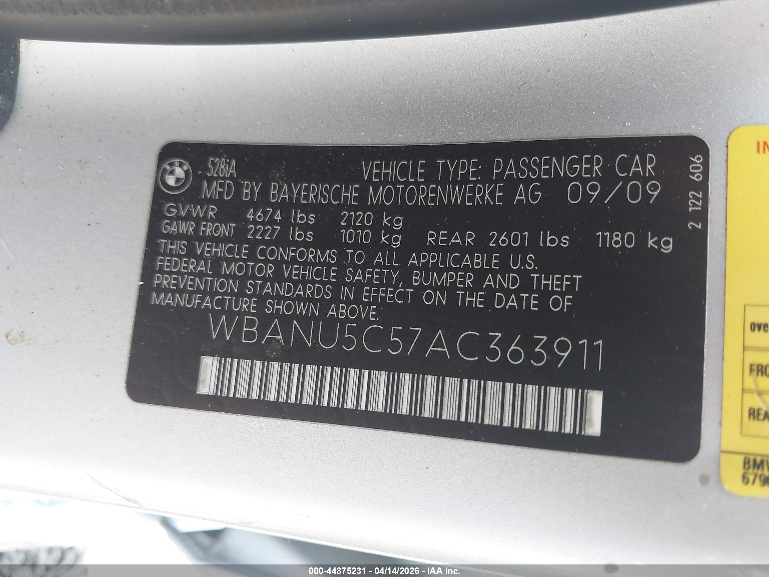 BMW 528I image 9