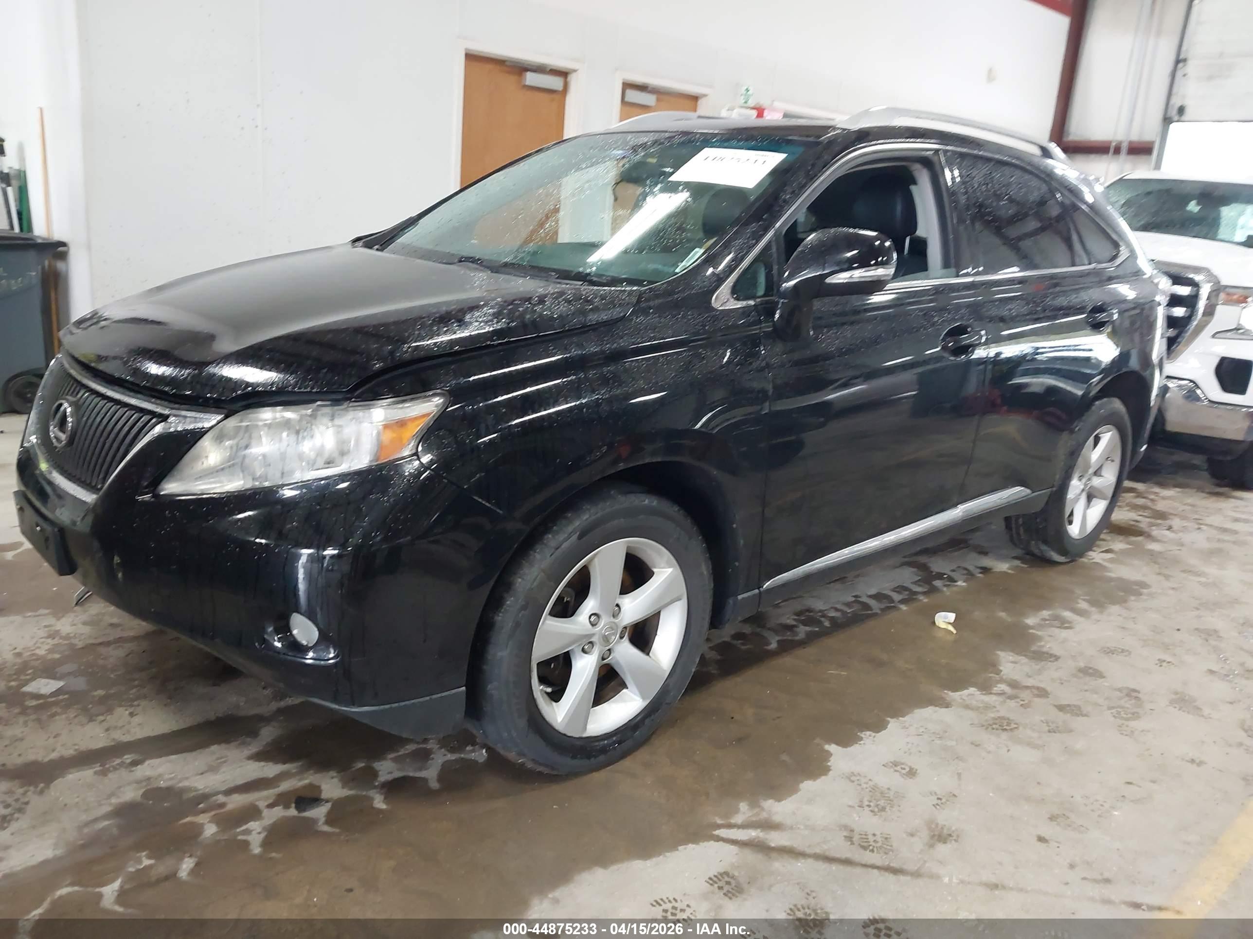 LEXUS RX image 2