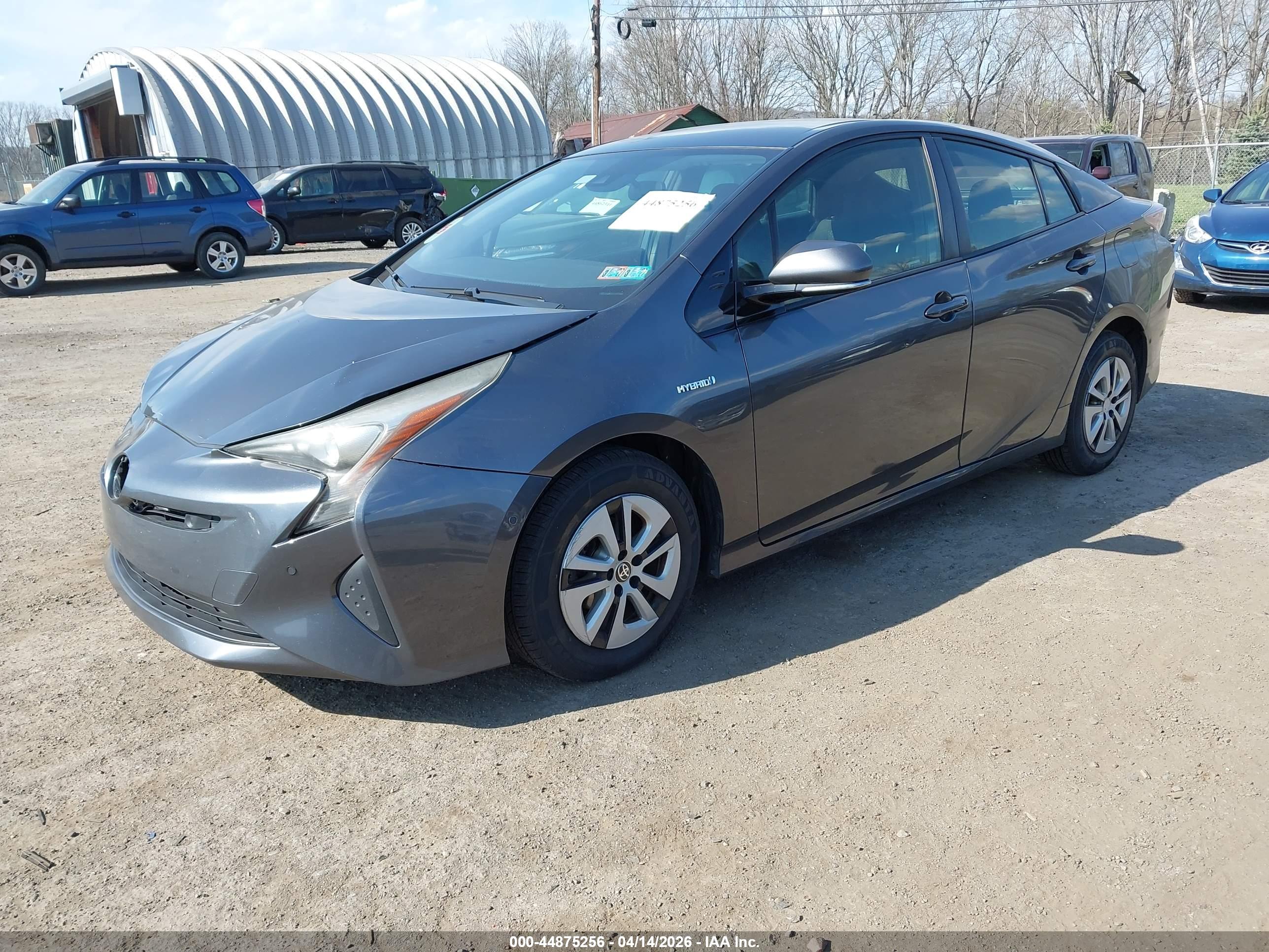 TOYOTA PRIUS image 2