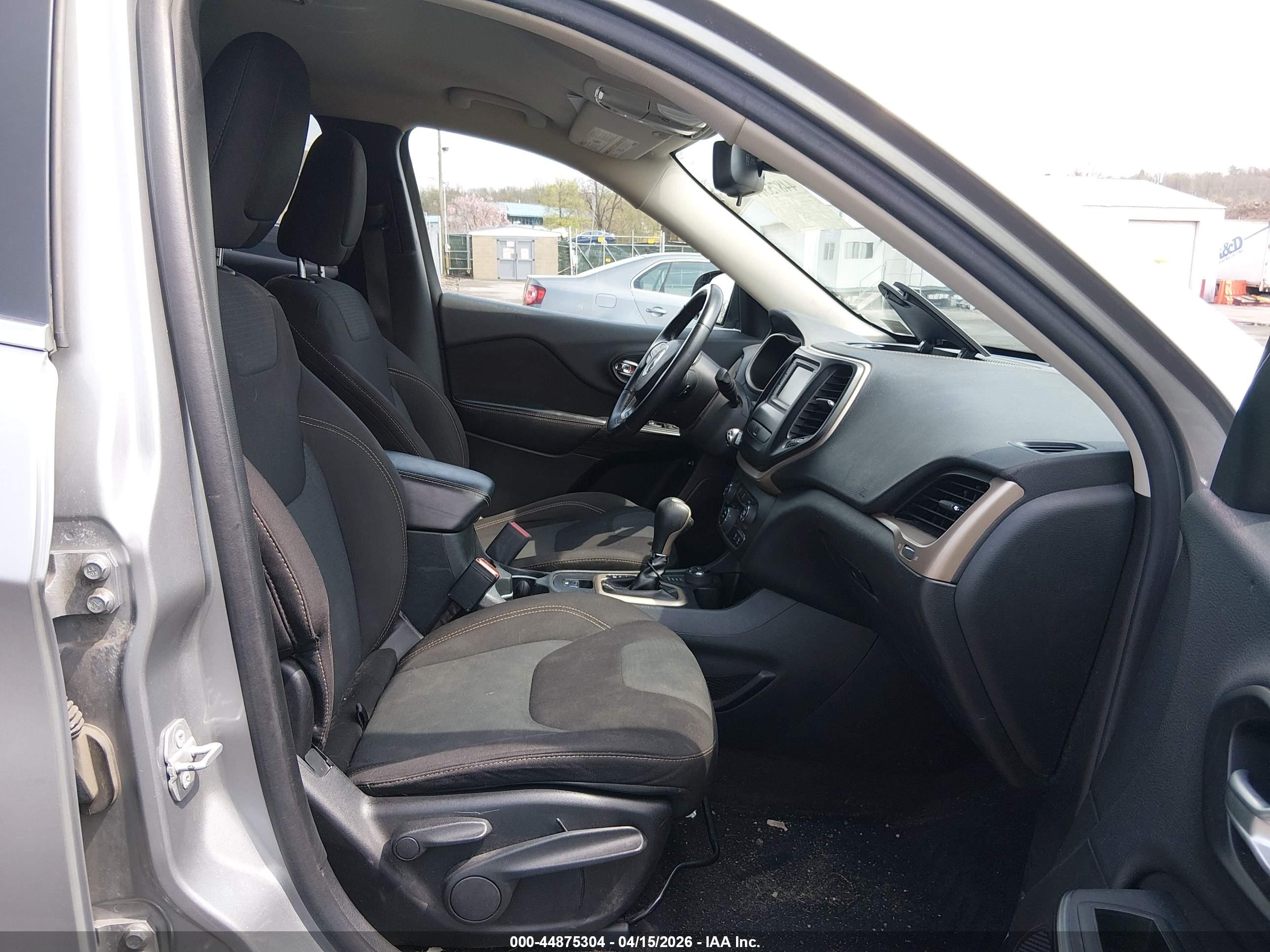 JEEP CHEROKEE image 5