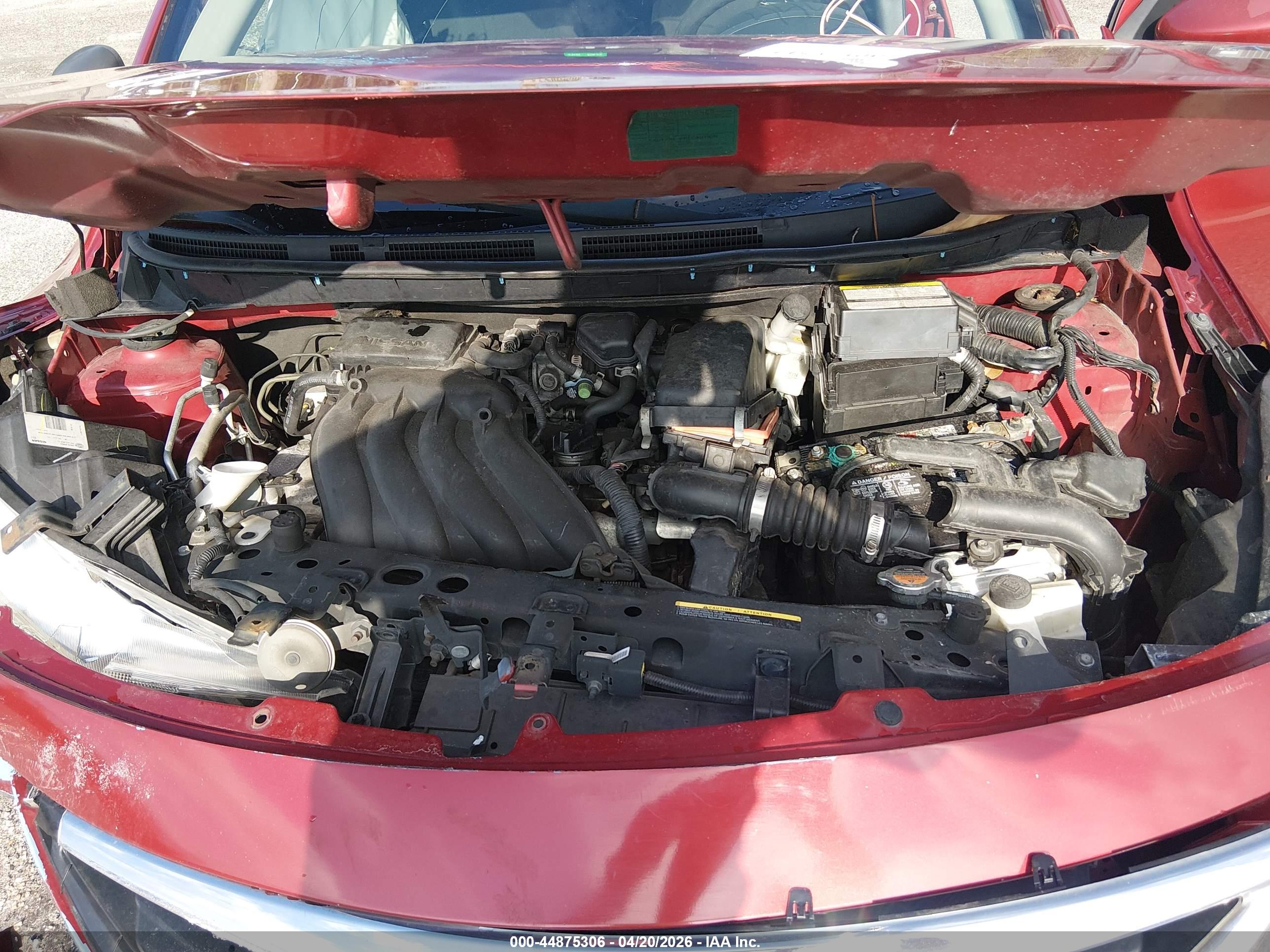 NISSAN VERSA image 10