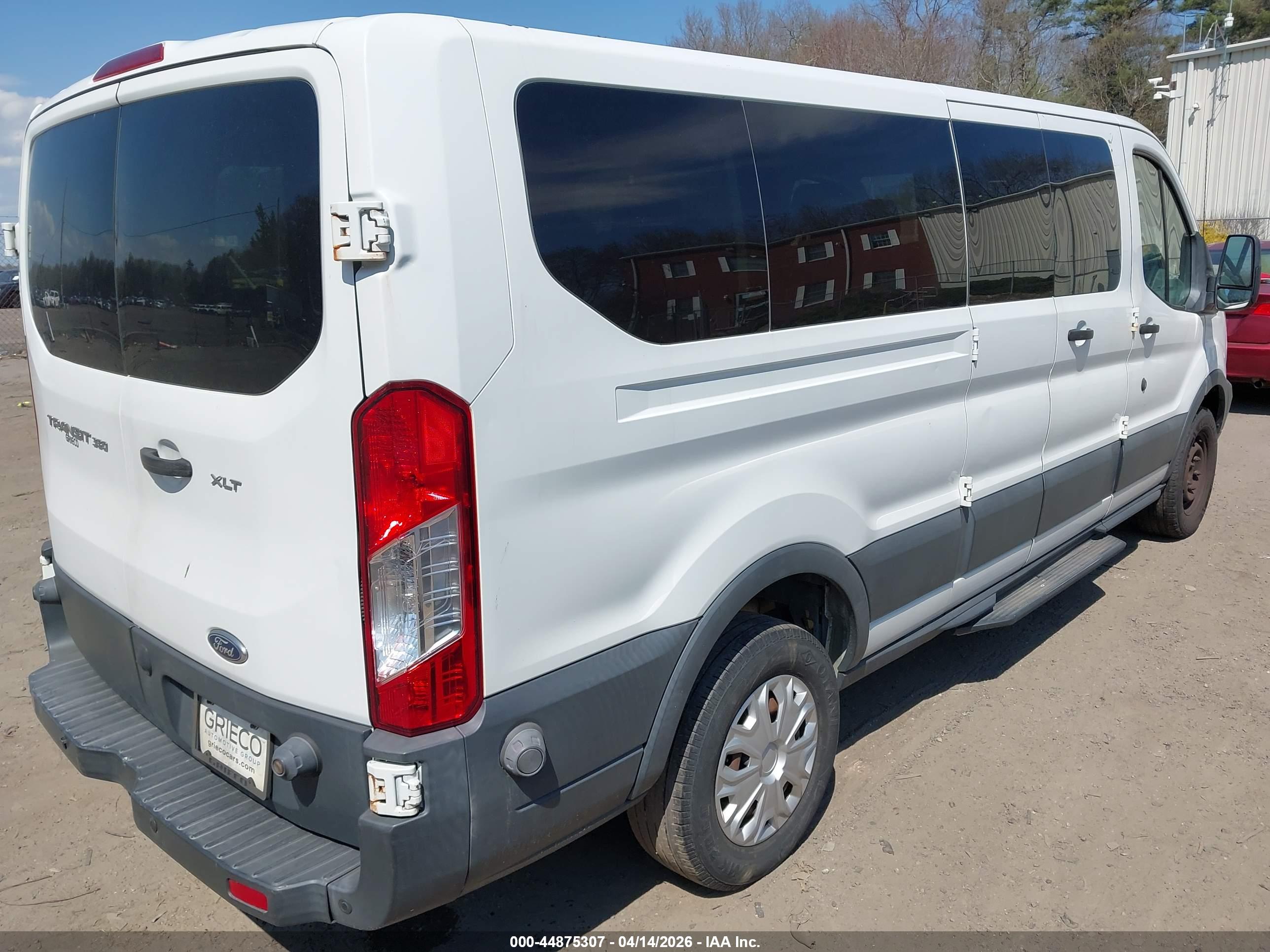 FORD TRANSIT-350 image 4