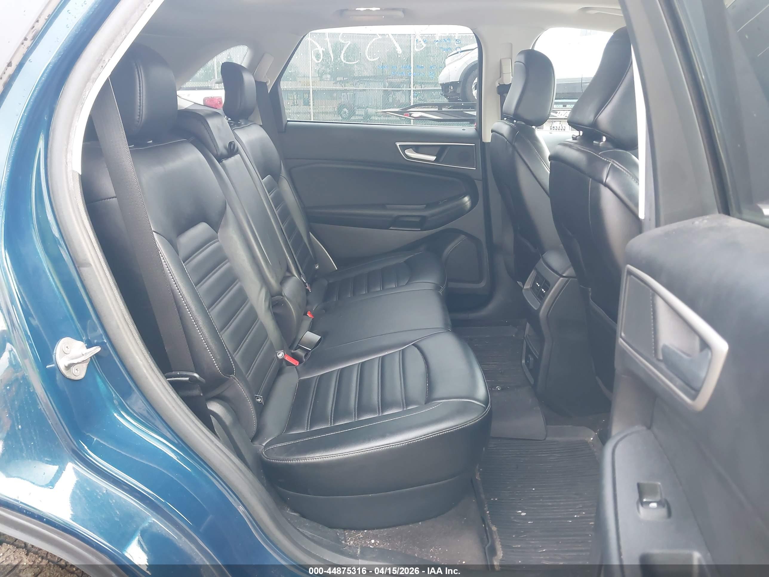 FORD EDGE image 8