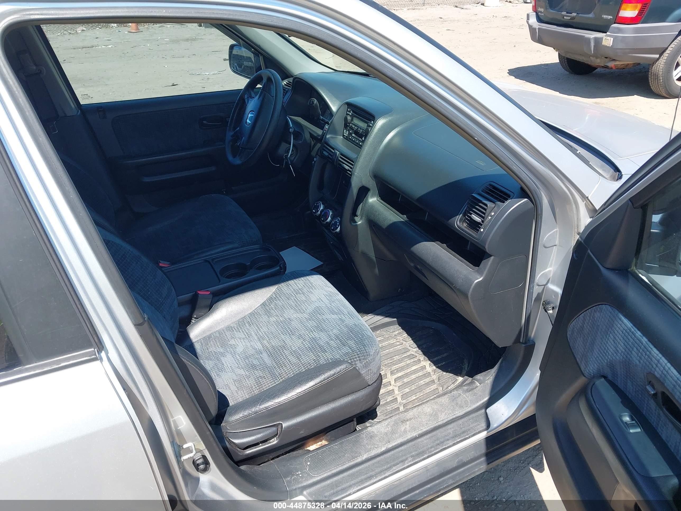HONDA CR-V image 5