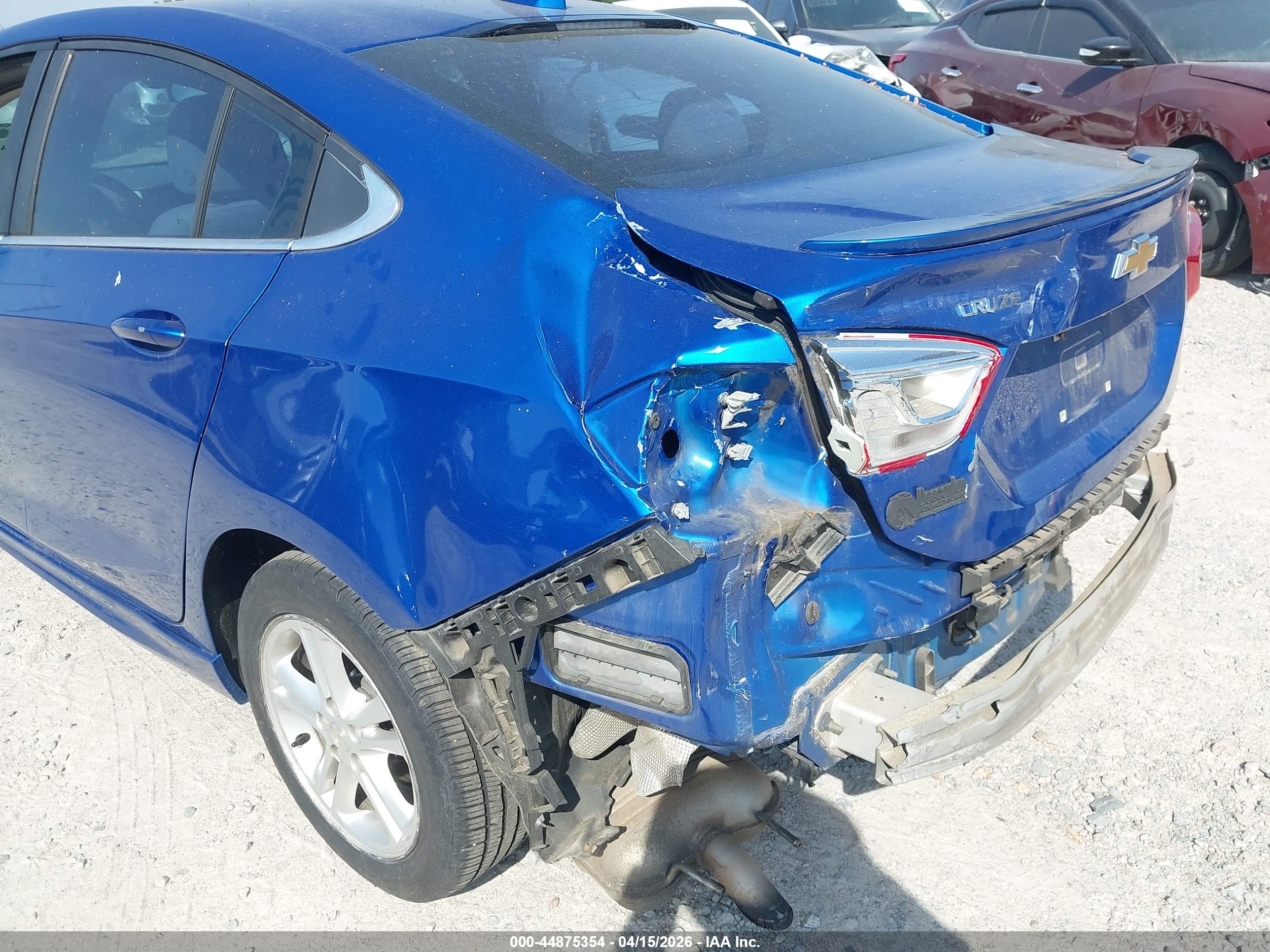 CHEVROLET CRUZE image 6