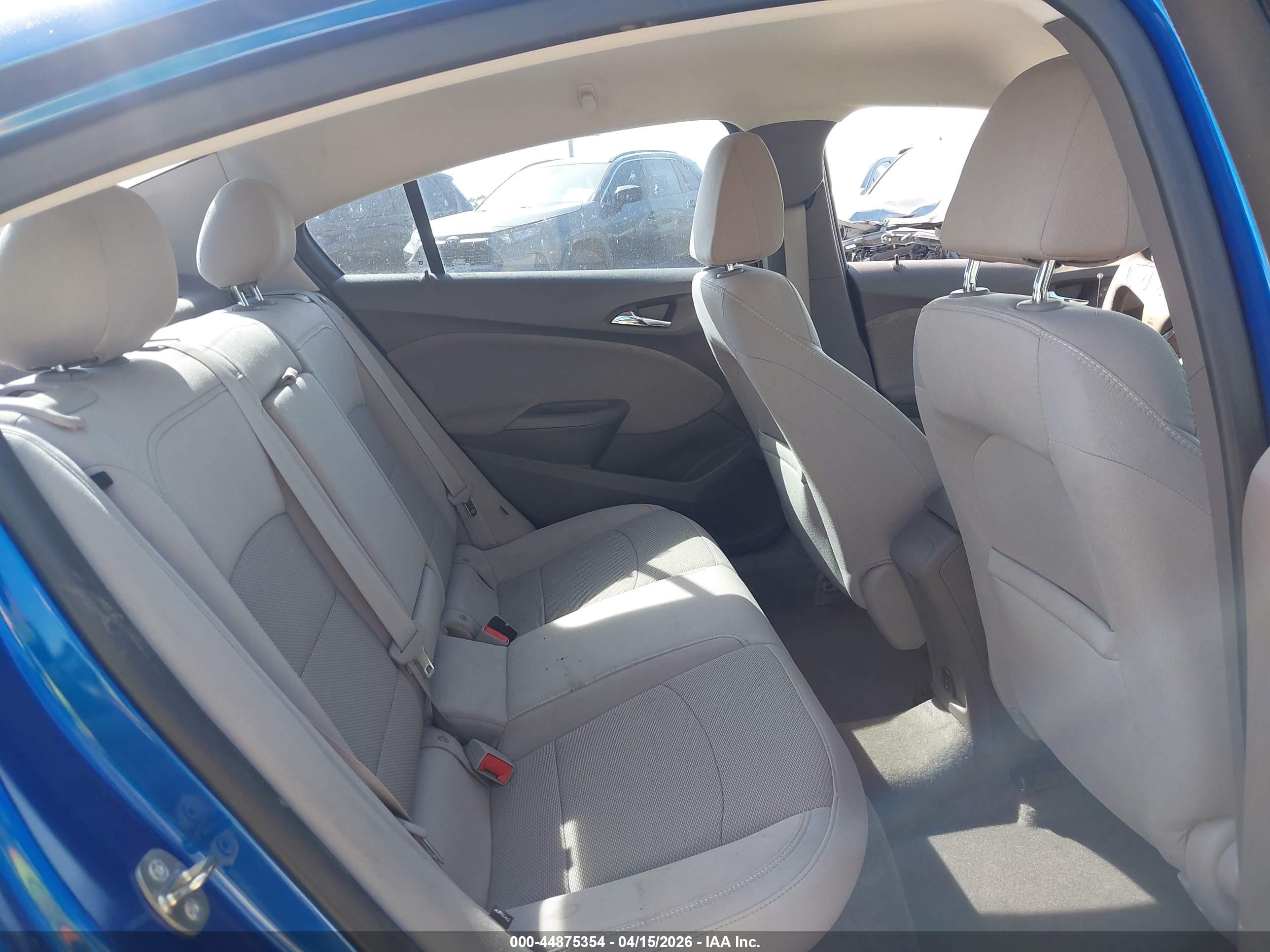 CHEVROLET CRUZE image 8