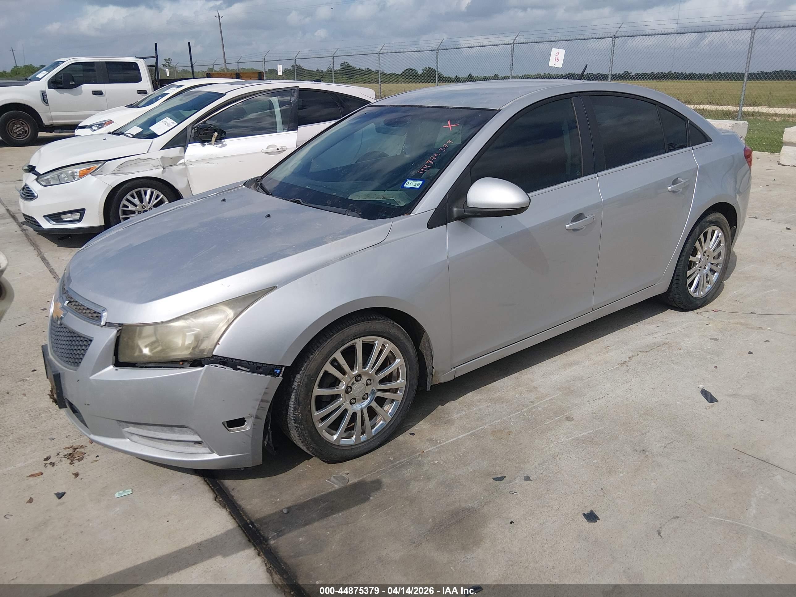 CHEVROLET CRUZE image 2