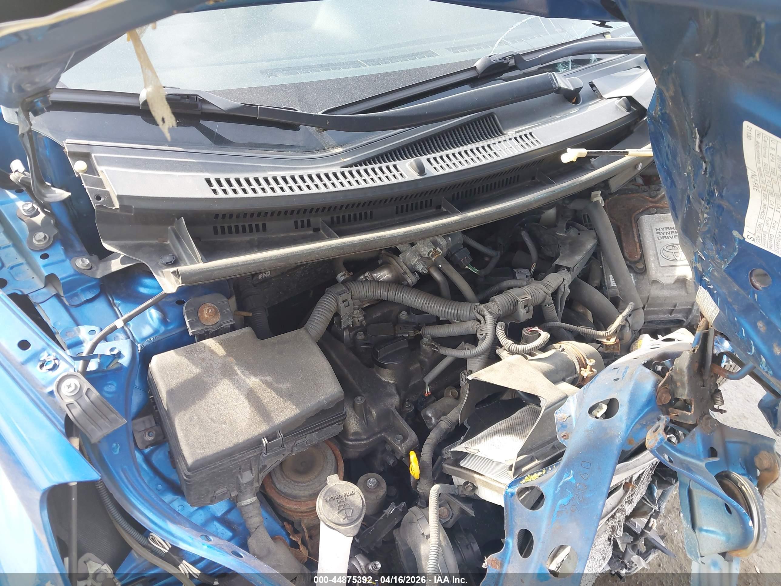 TOYOTA PRIUS image 10