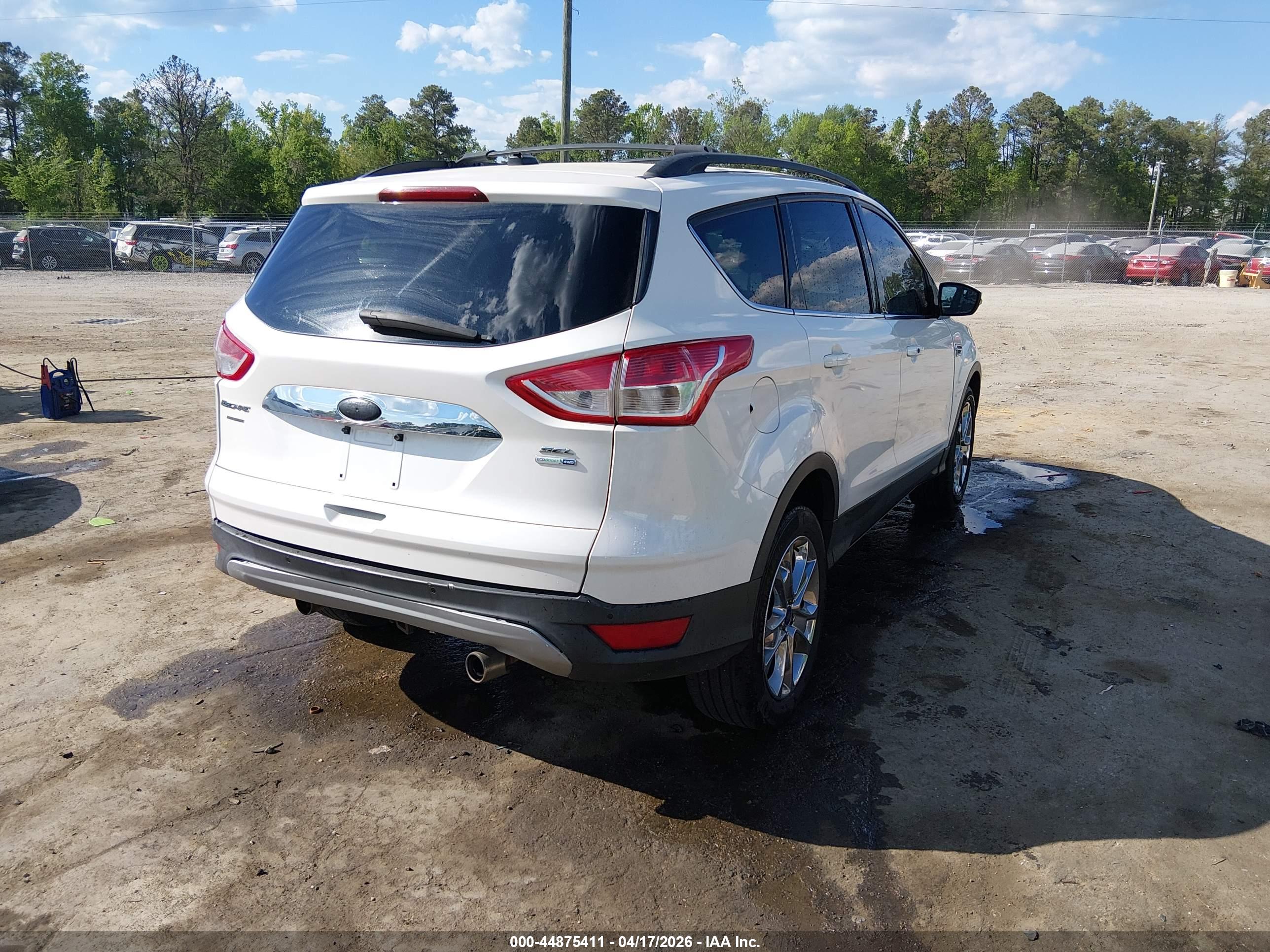 FORD ESCAPE image 4