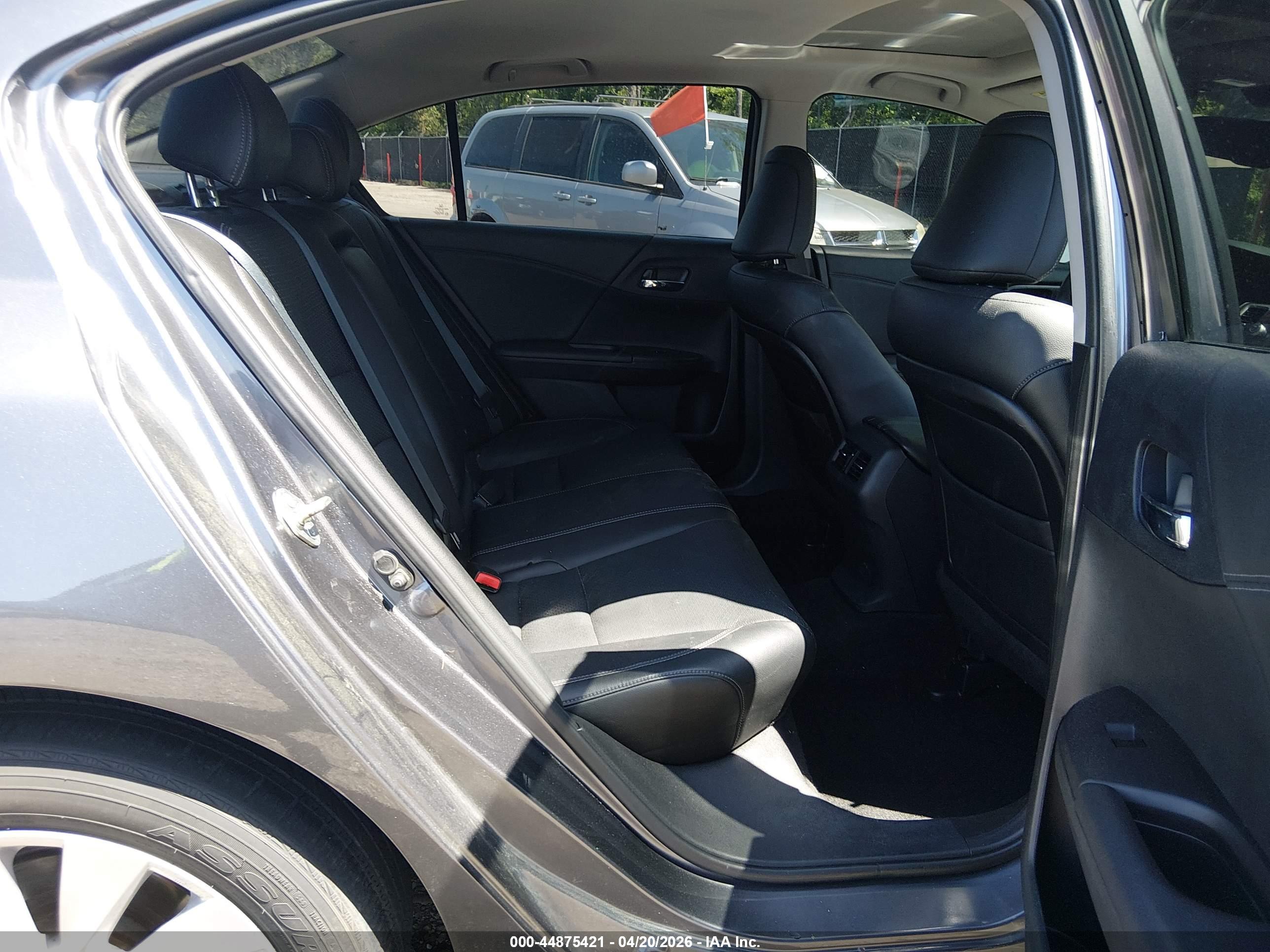 HONDA ACCORD image 8
