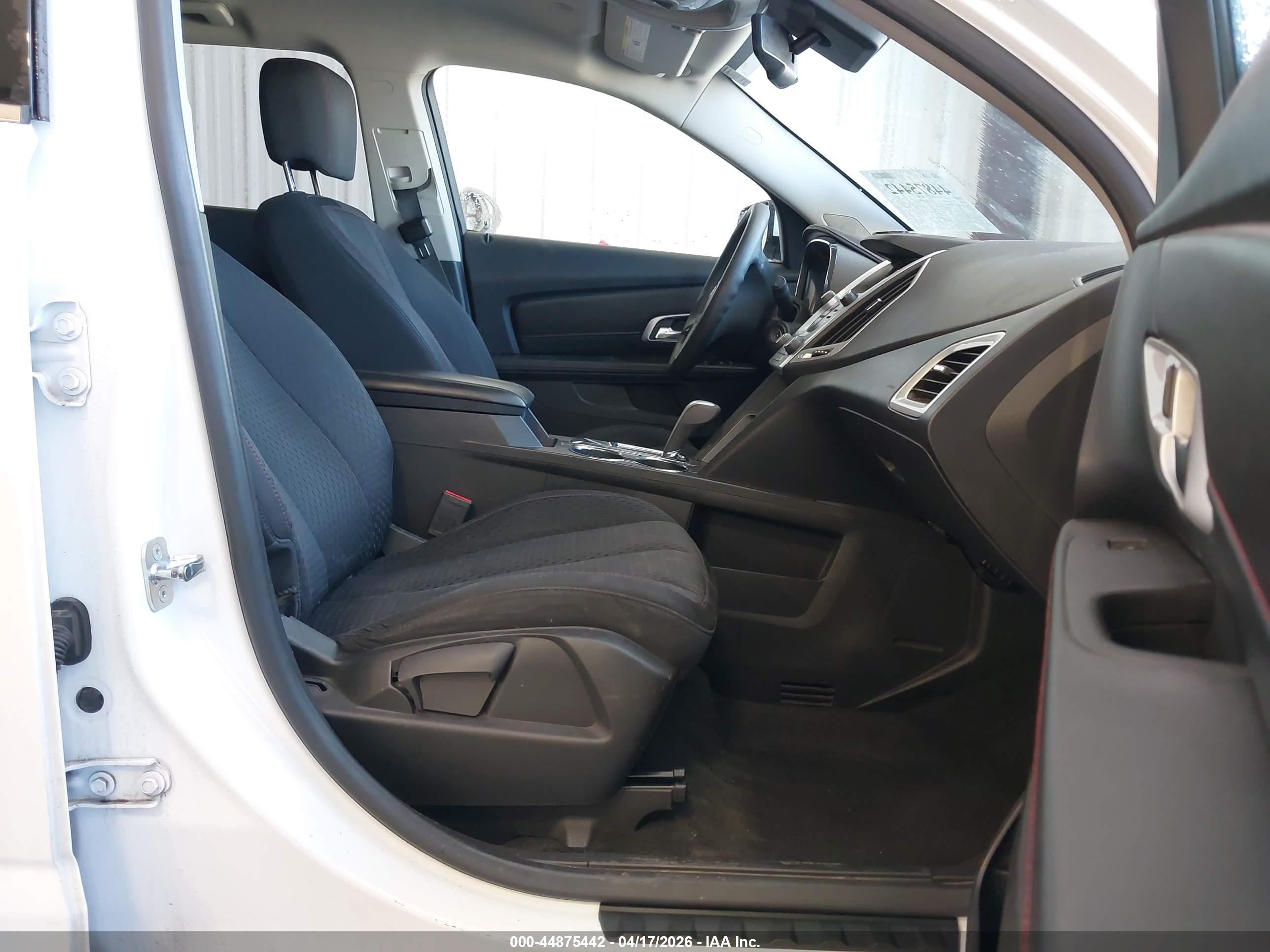 GMC TERRAIN image 5
